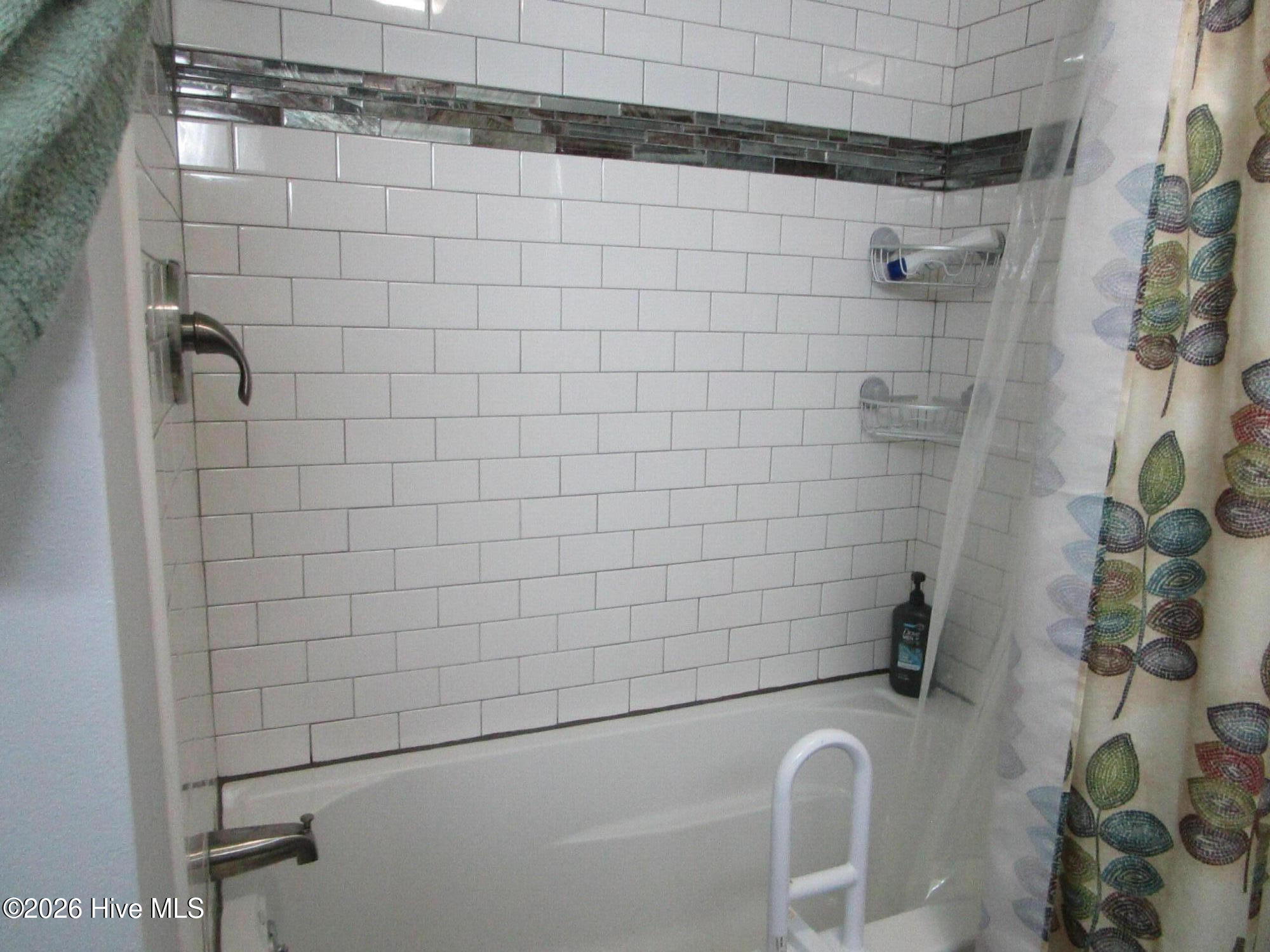 200 Fletcher Drive Property Photo 19