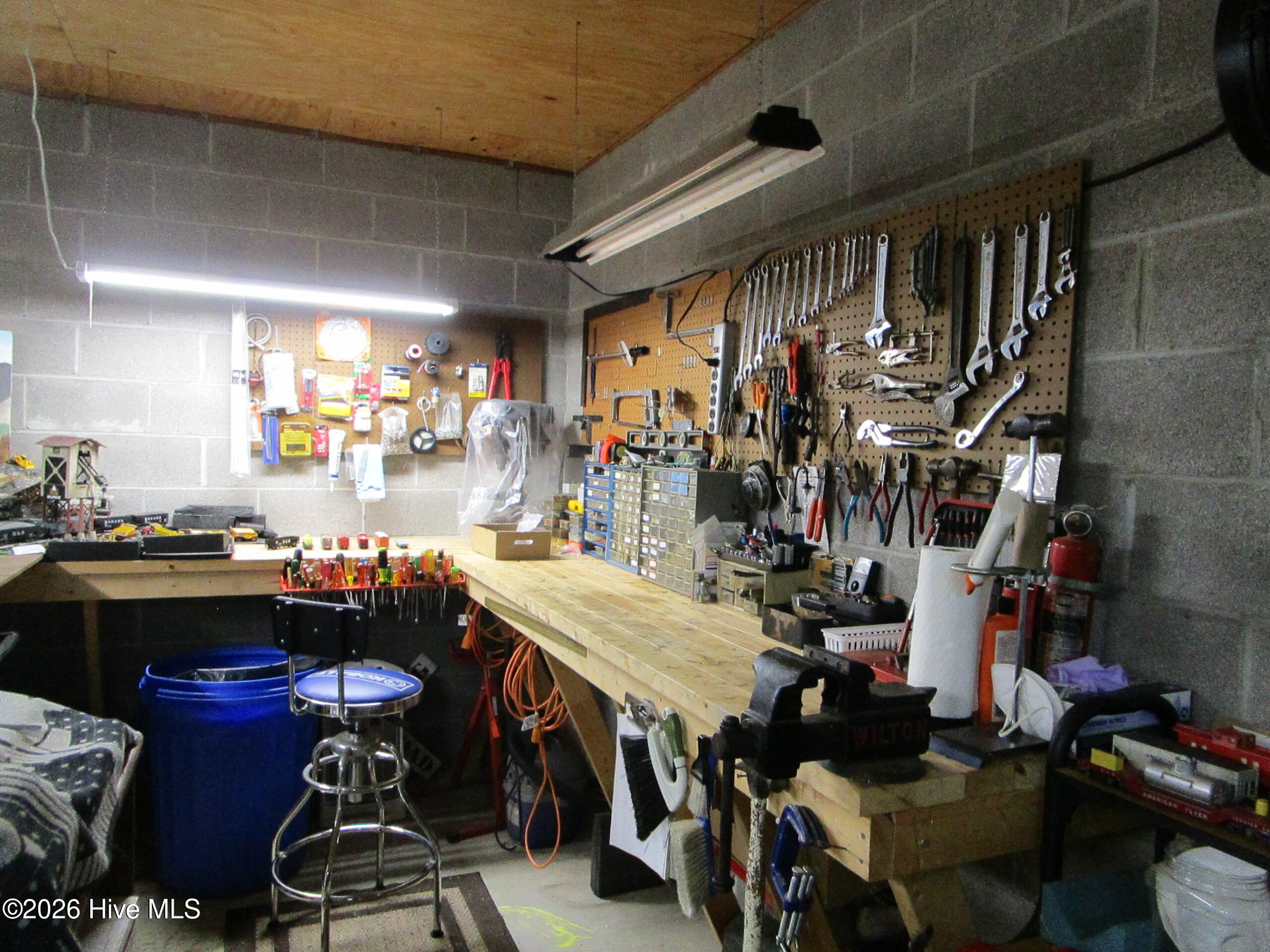 200 Fletcher Drive Property Photo 35