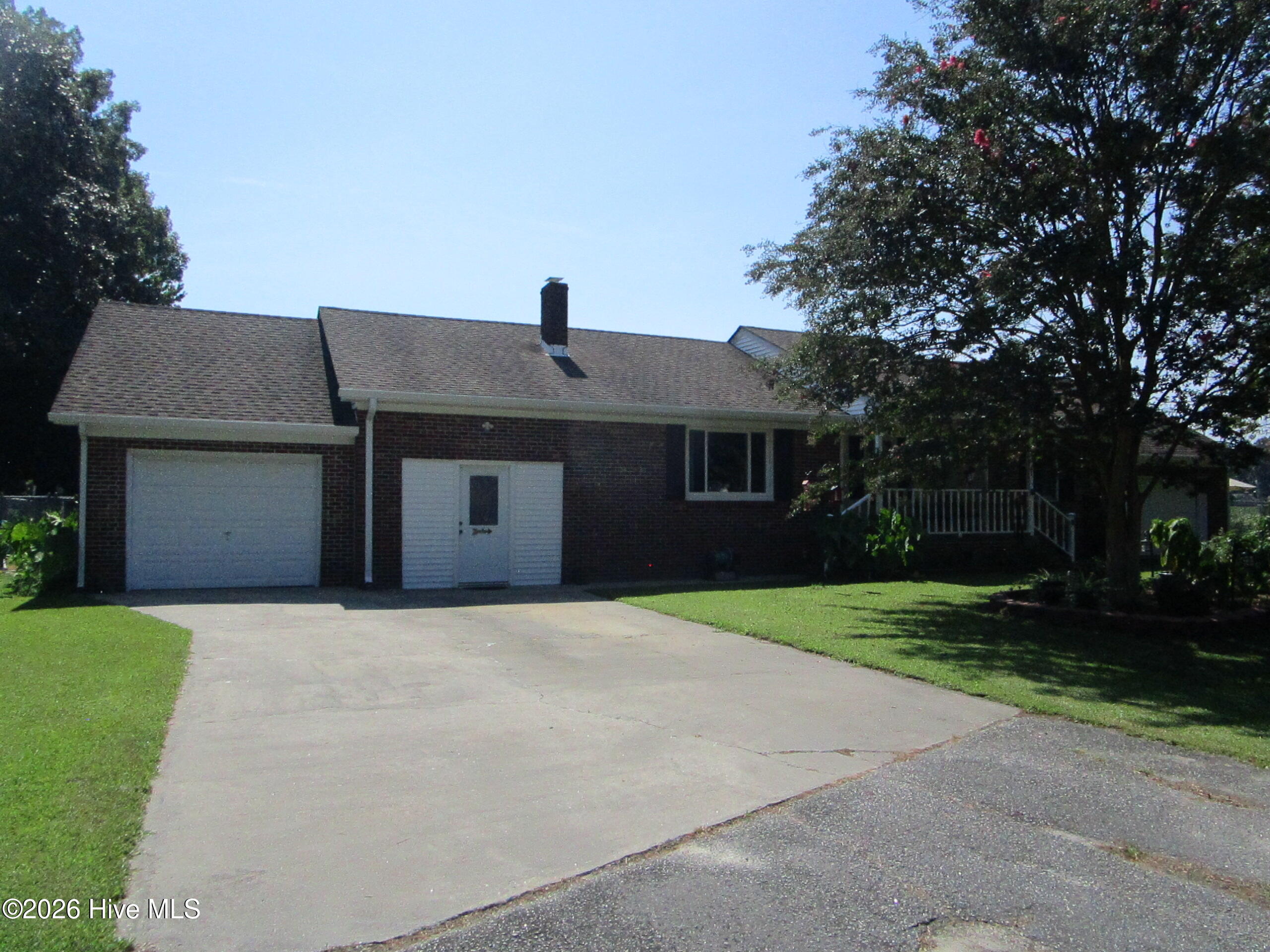 200 Fletcher Drive Property Photo 36