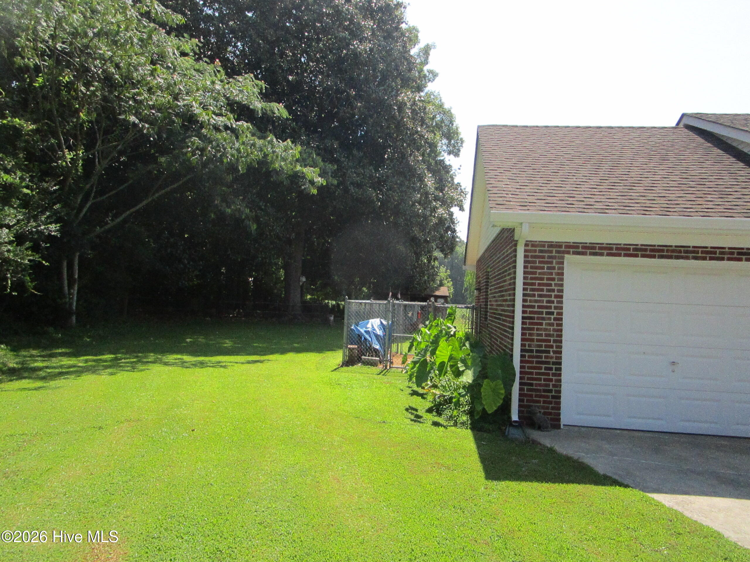 200 Fletcher Drive Property Photo 37