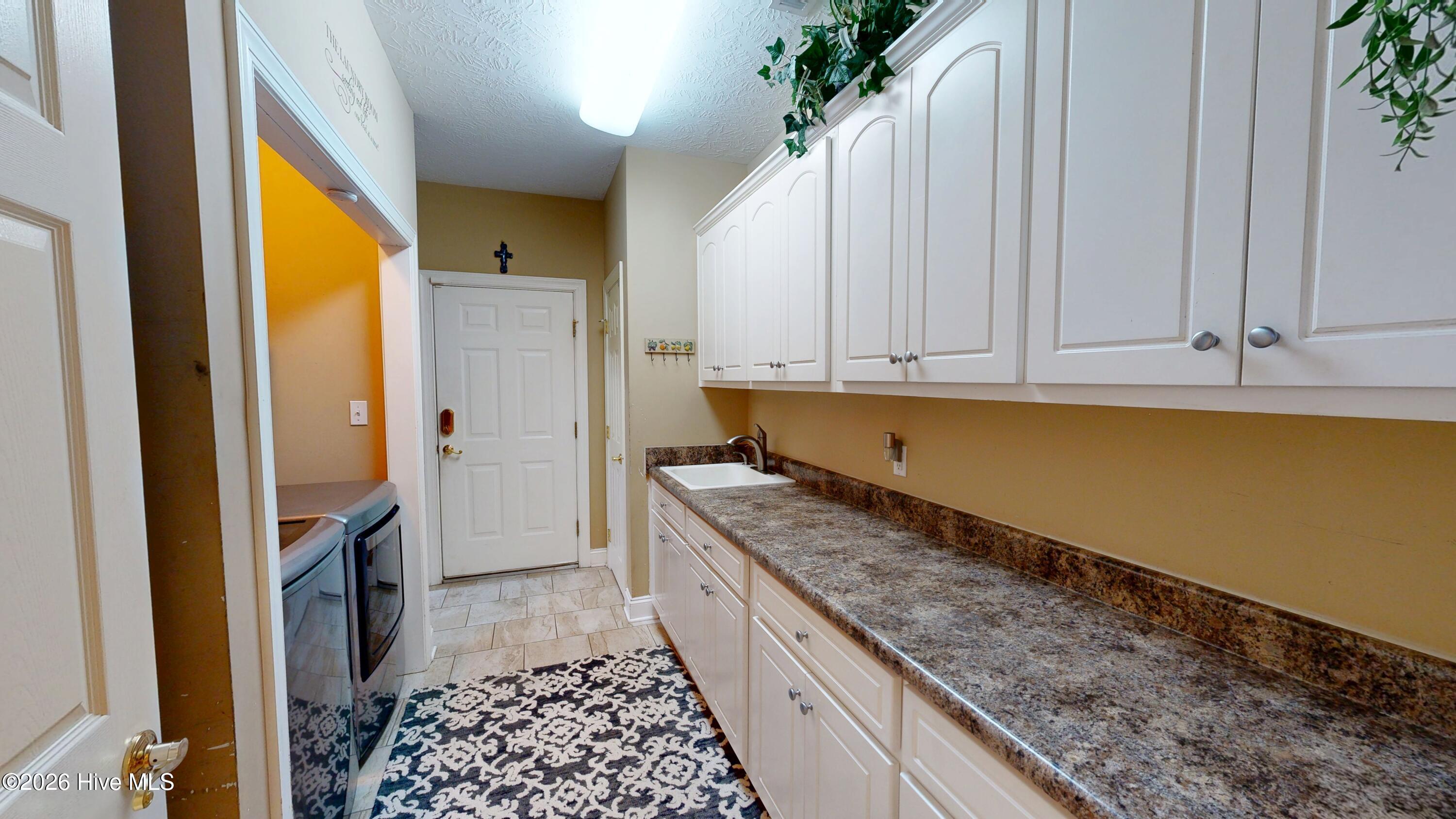 607 Millstone Drive Property Photo 38