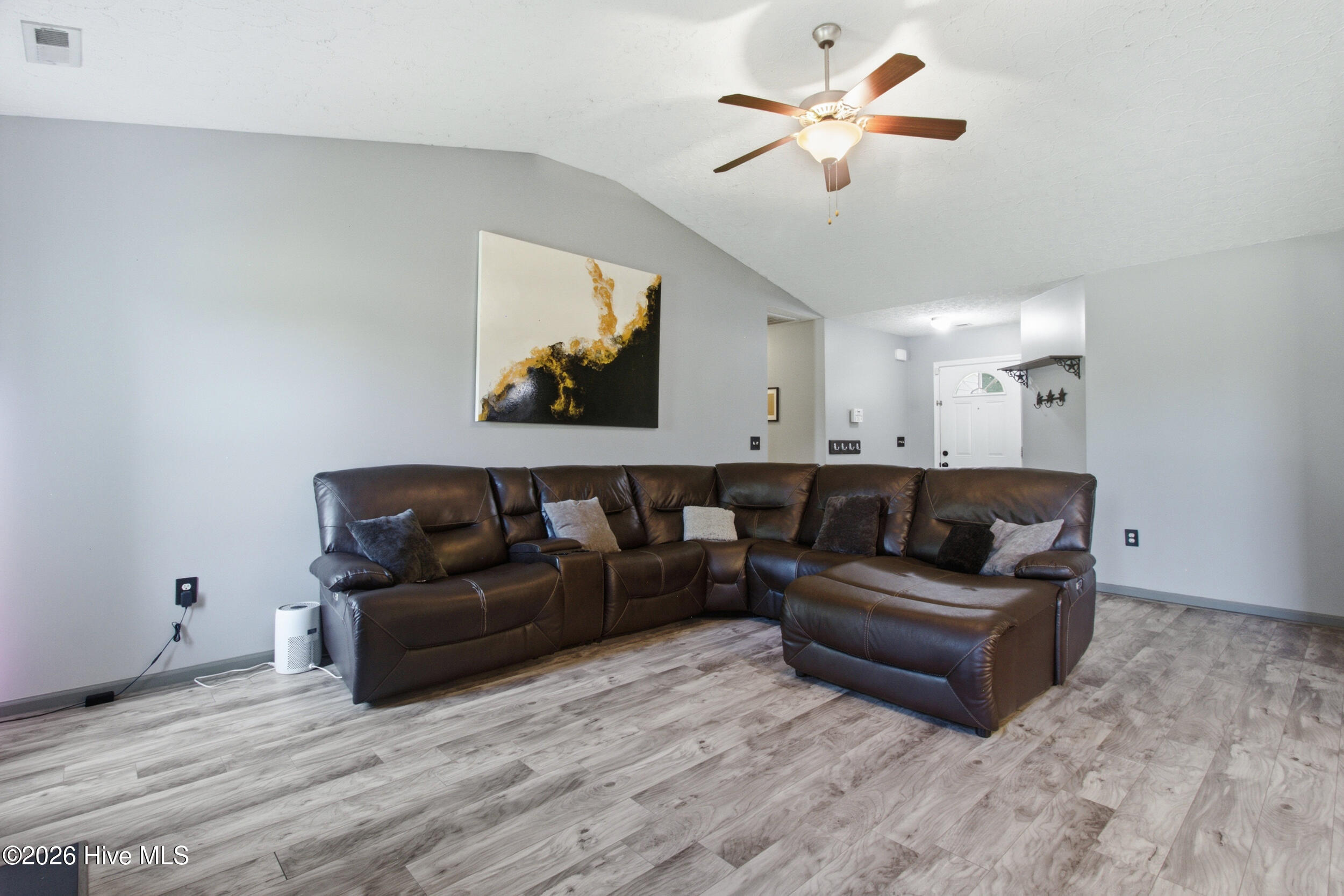 2820 Walter Drive Property Photo 6