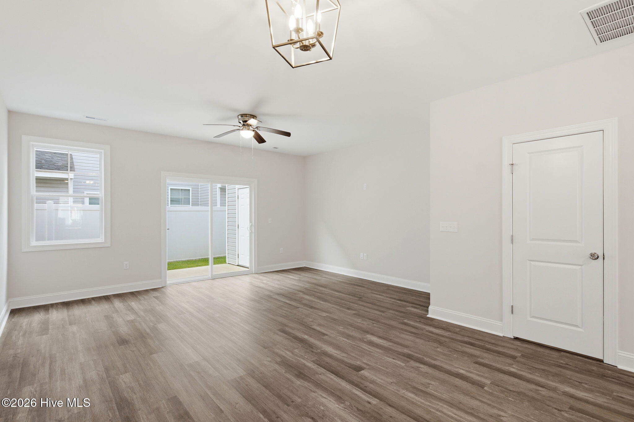 202 Sandy Cove Lane Property Photo 5