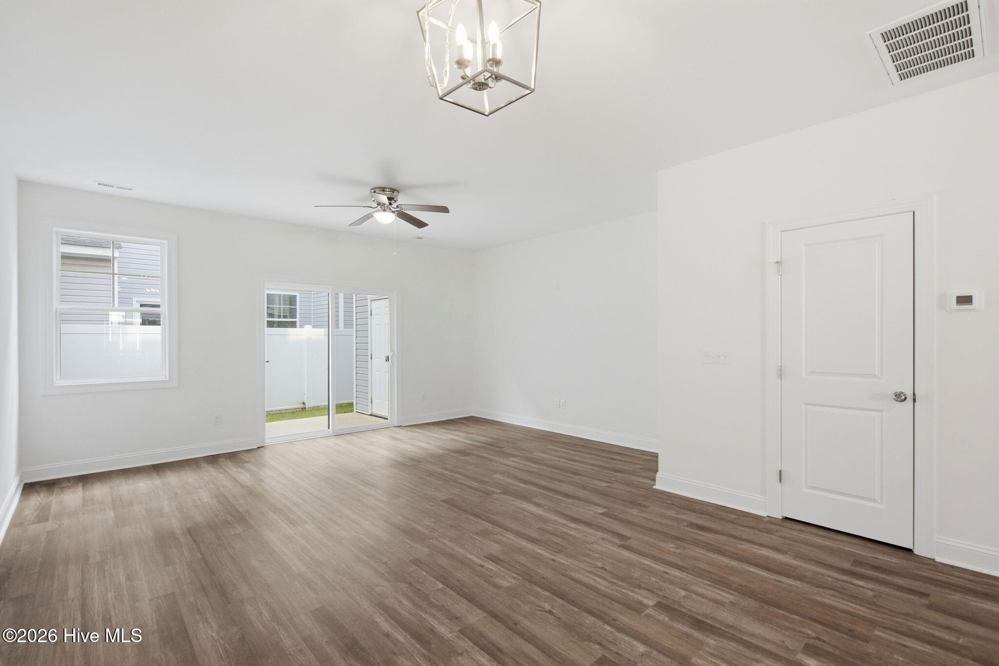 226 Sandy Cove Lane Property Photo 6
