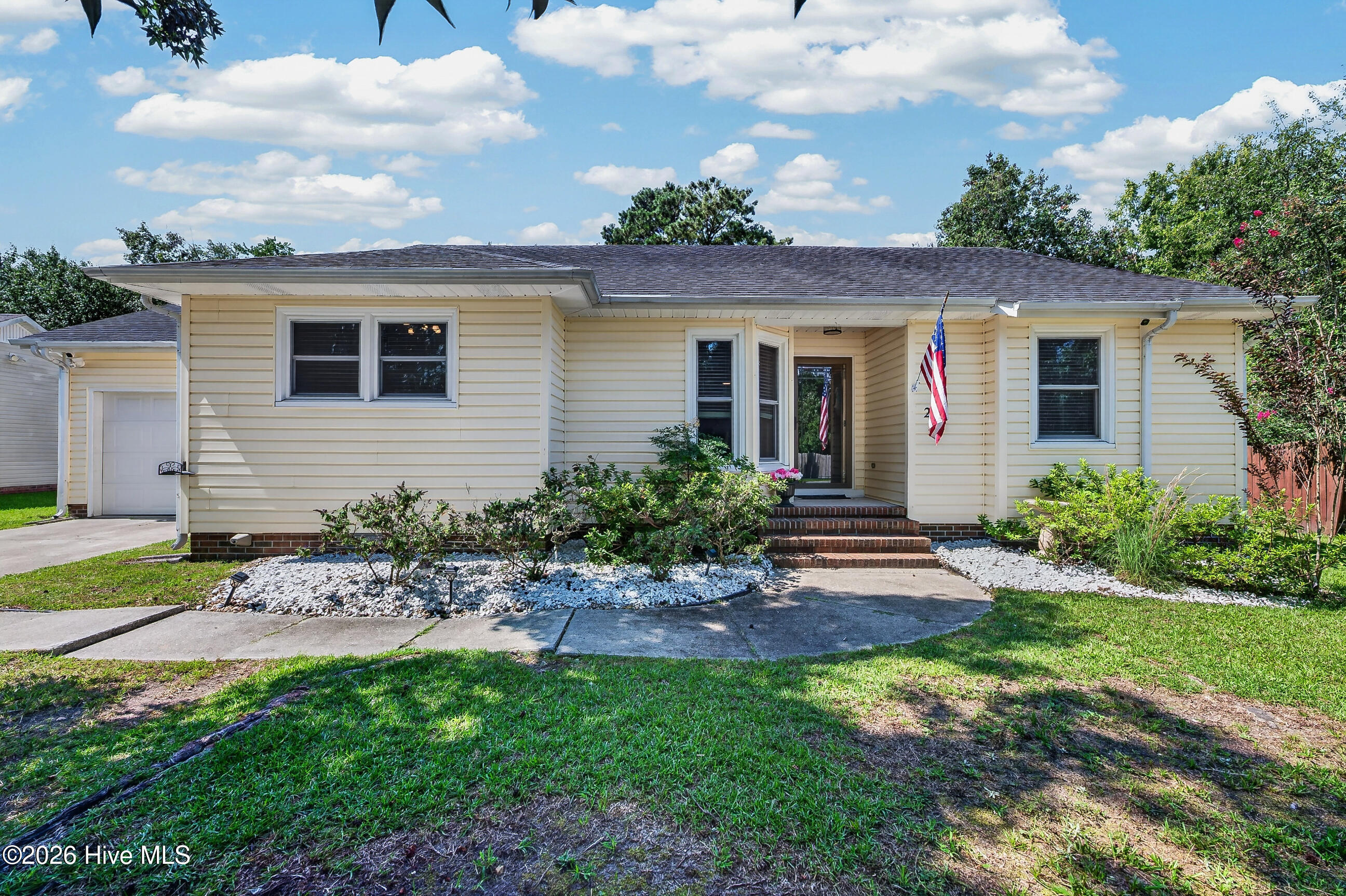 265 Bayberry Court Property Photo 4