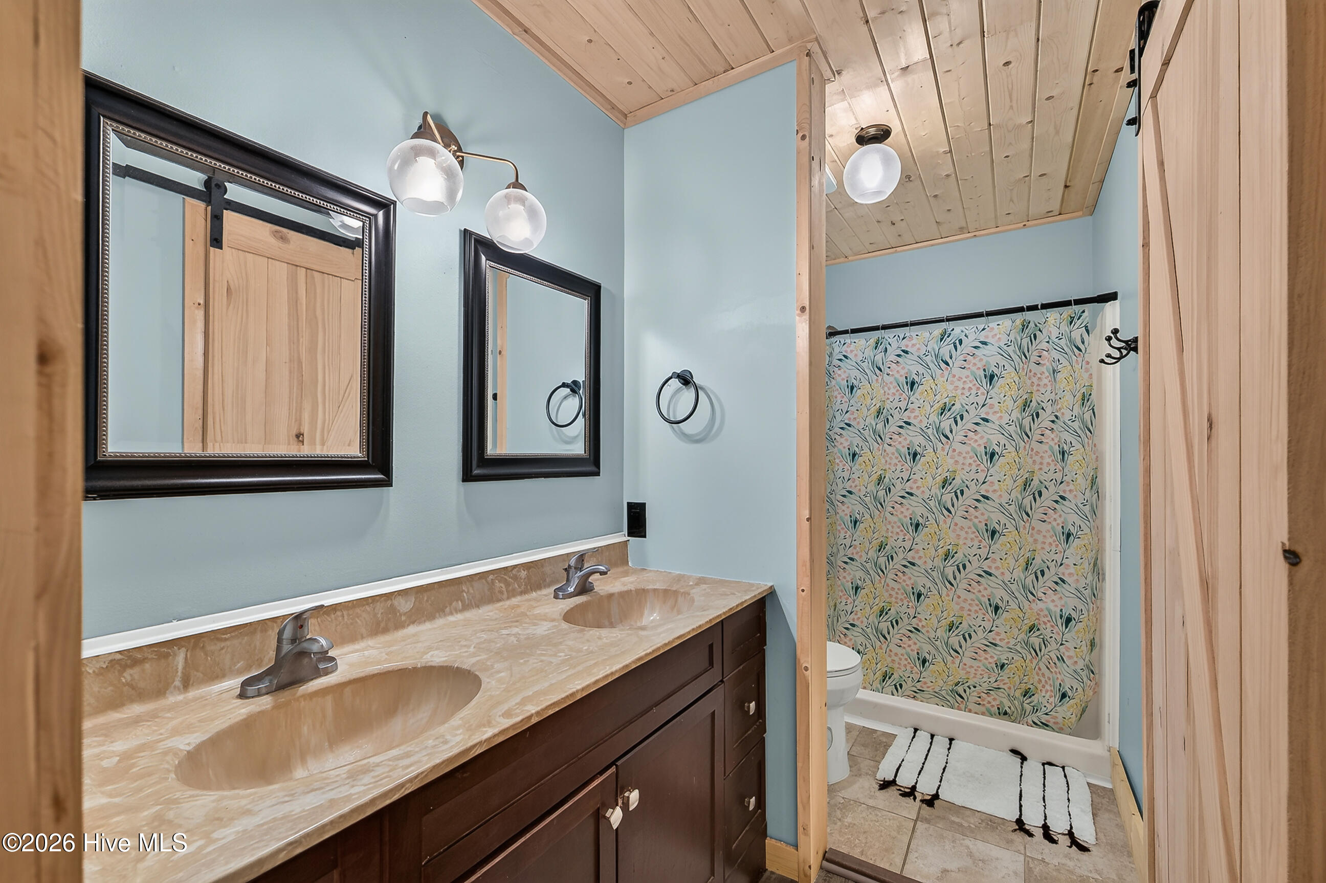 265 Bayberry Court Property Photo 24