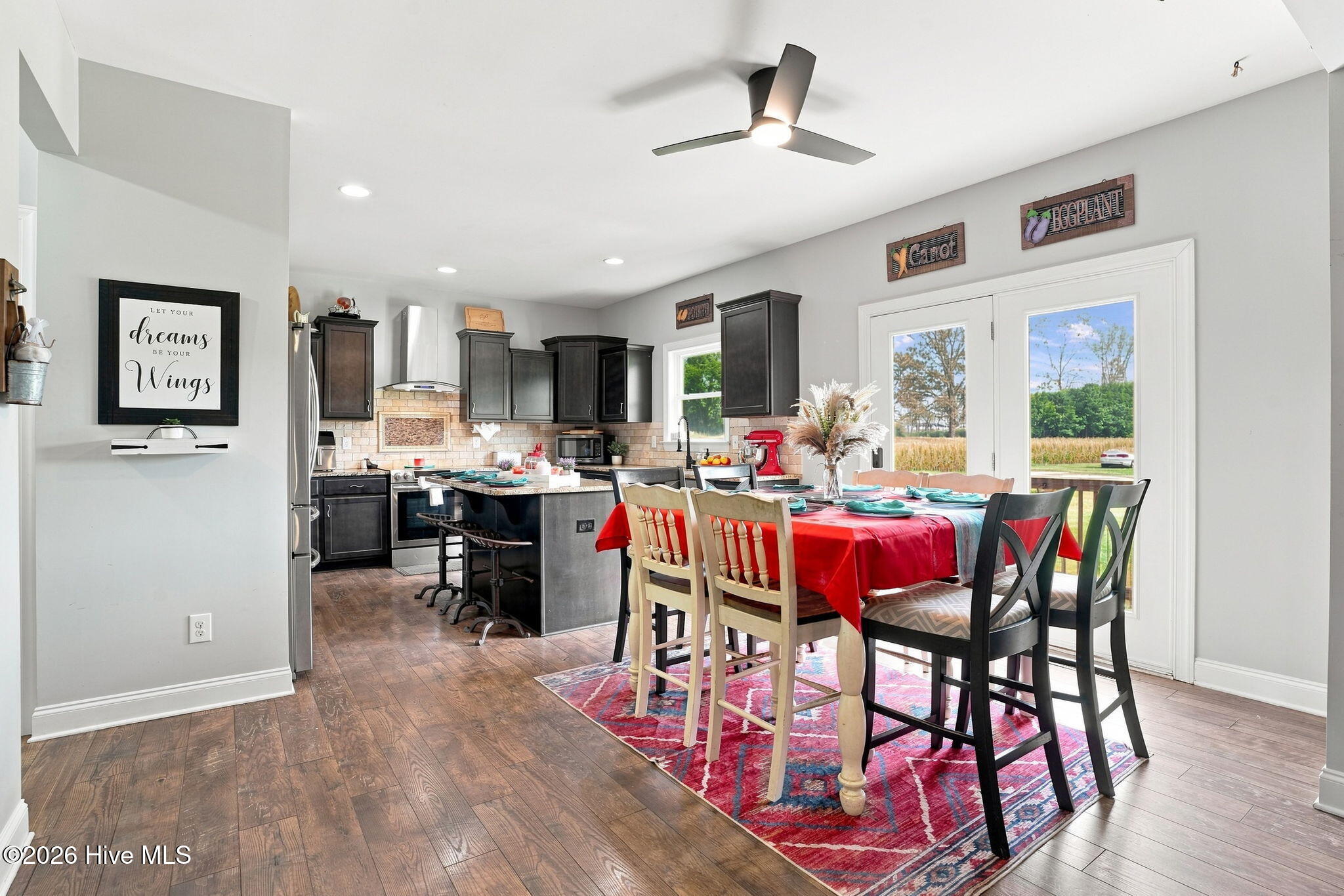 591 King Road Property Photo 18