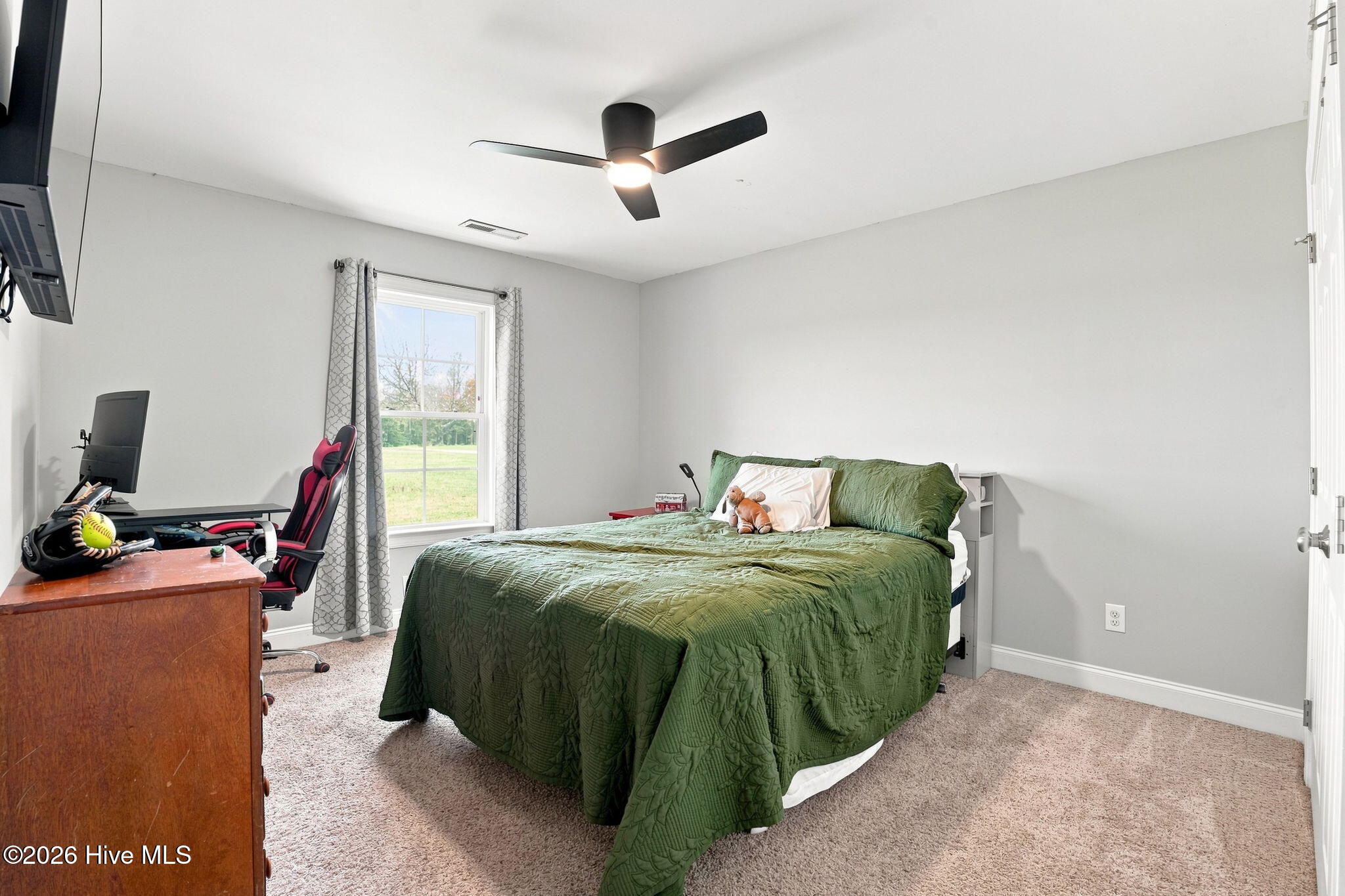 591 King Road Property Photo 43