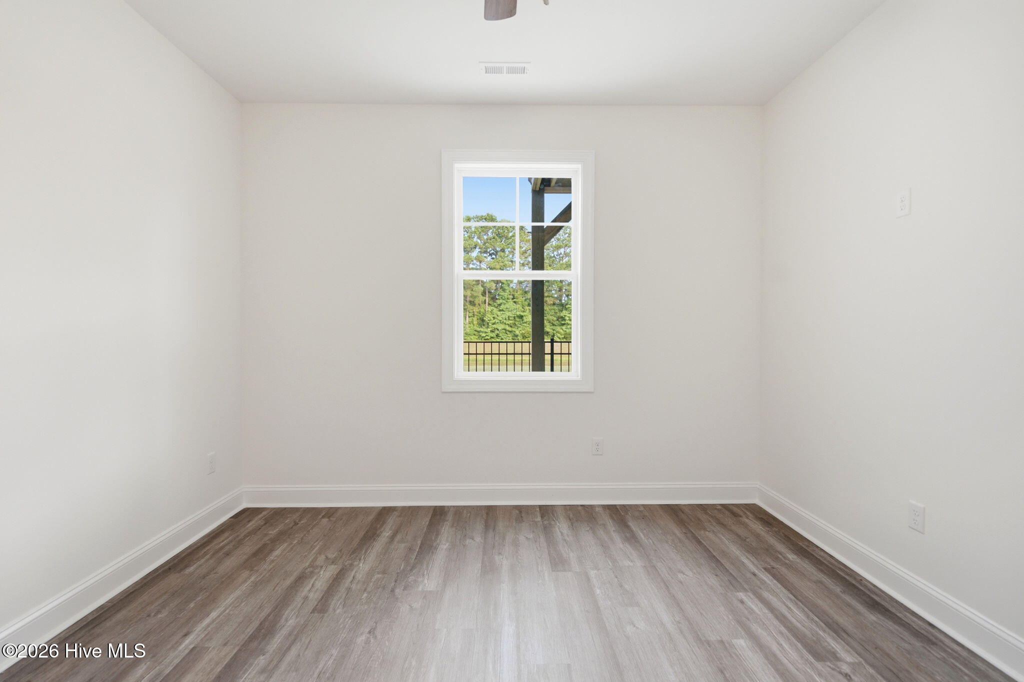 213 Sandy Cove Lane Property Photo 11