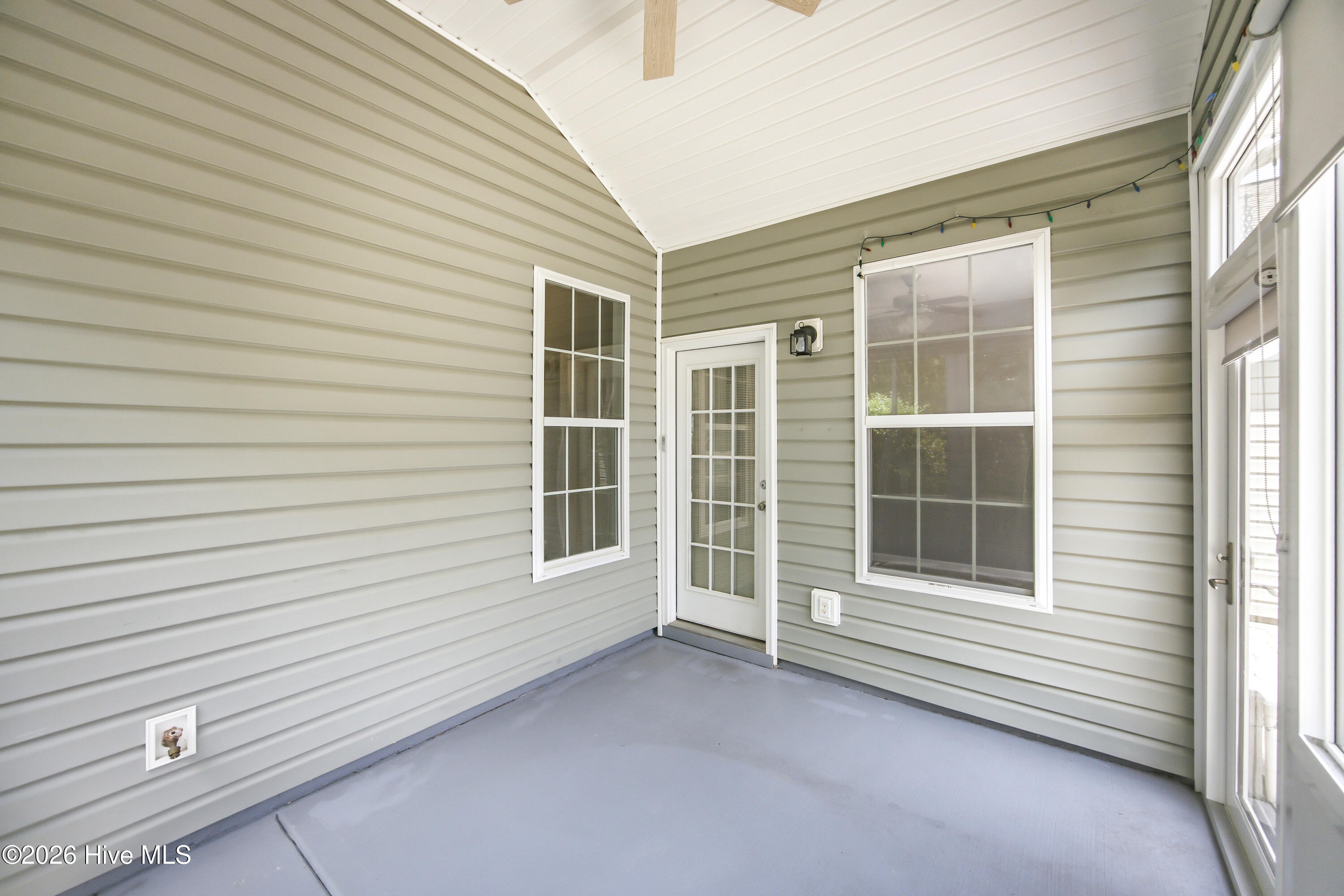 461 Slippery Rock Way Property Photo 33