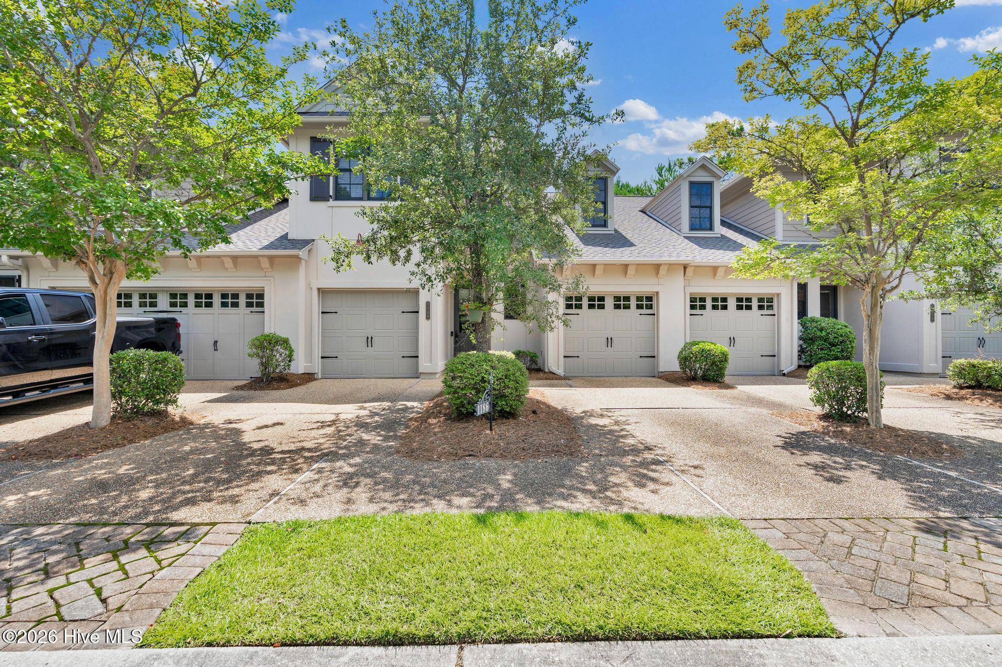 1186 Evangeline Drive Property Photo 4