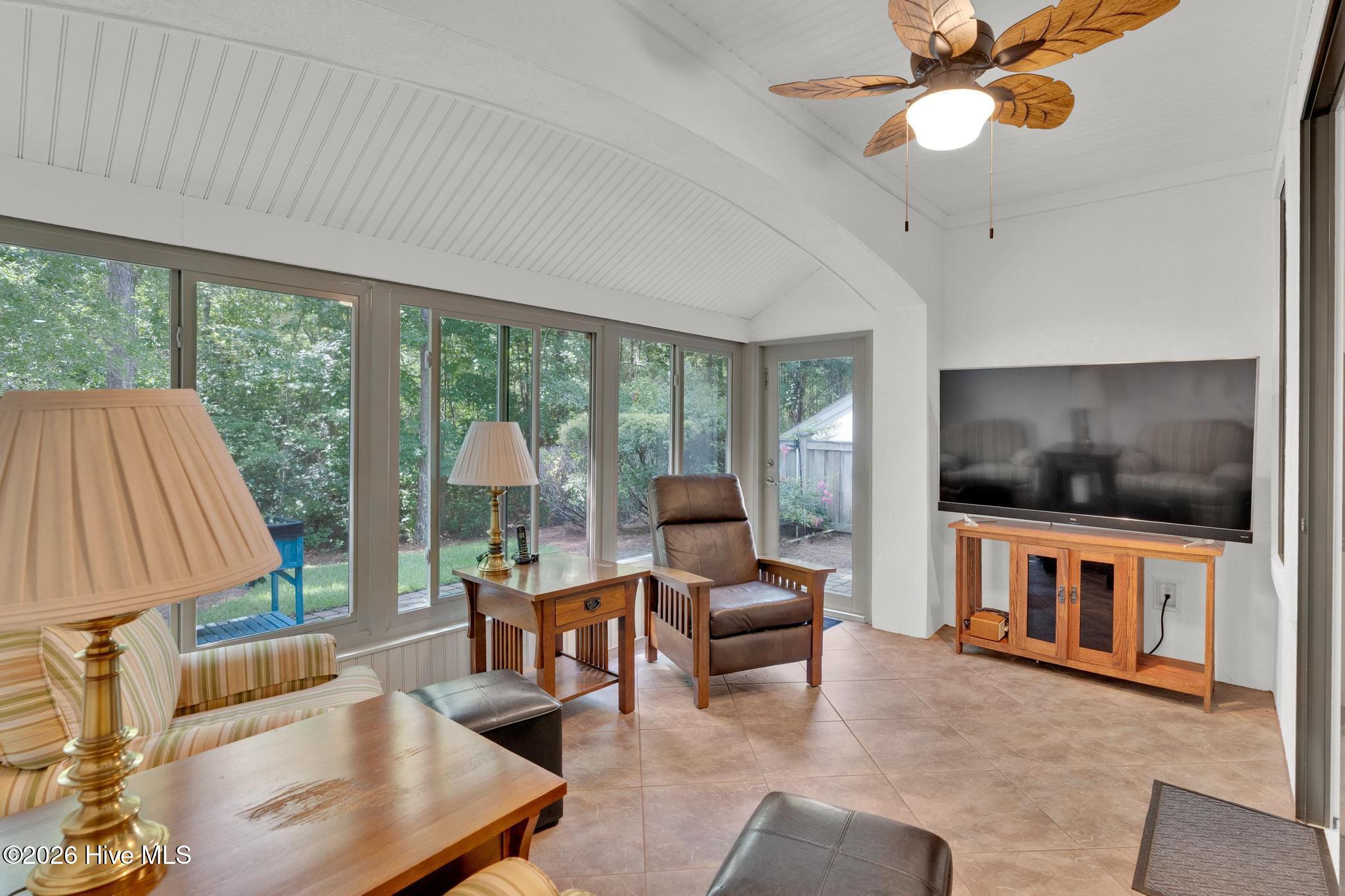 1186 Evangeline Drive Property Photo 26