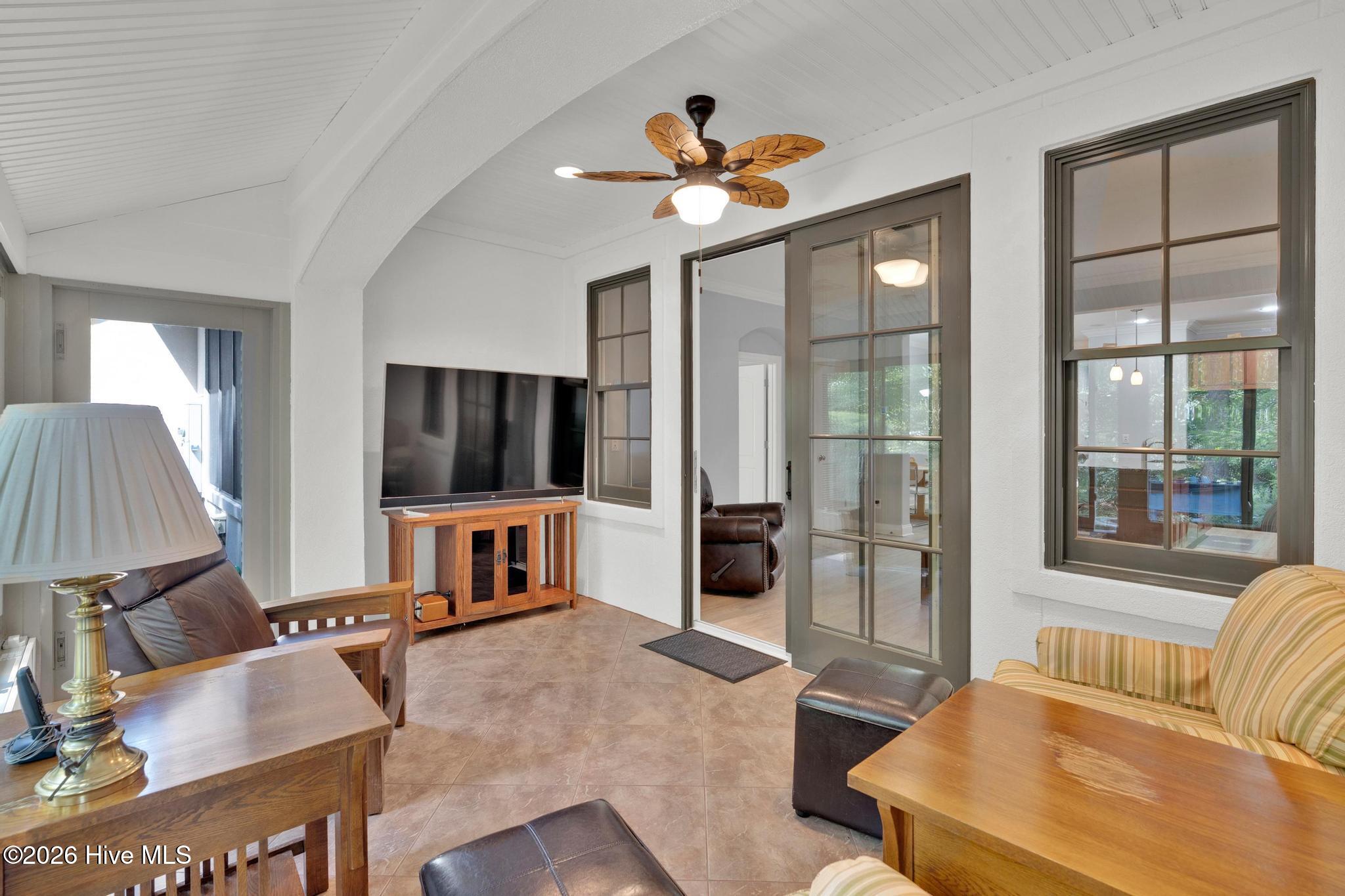 1186 Evangeline Drive Property Photo 27