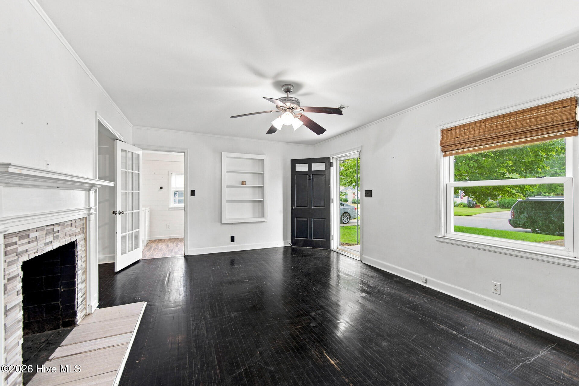 106 S Griffin Street Property Photo 2