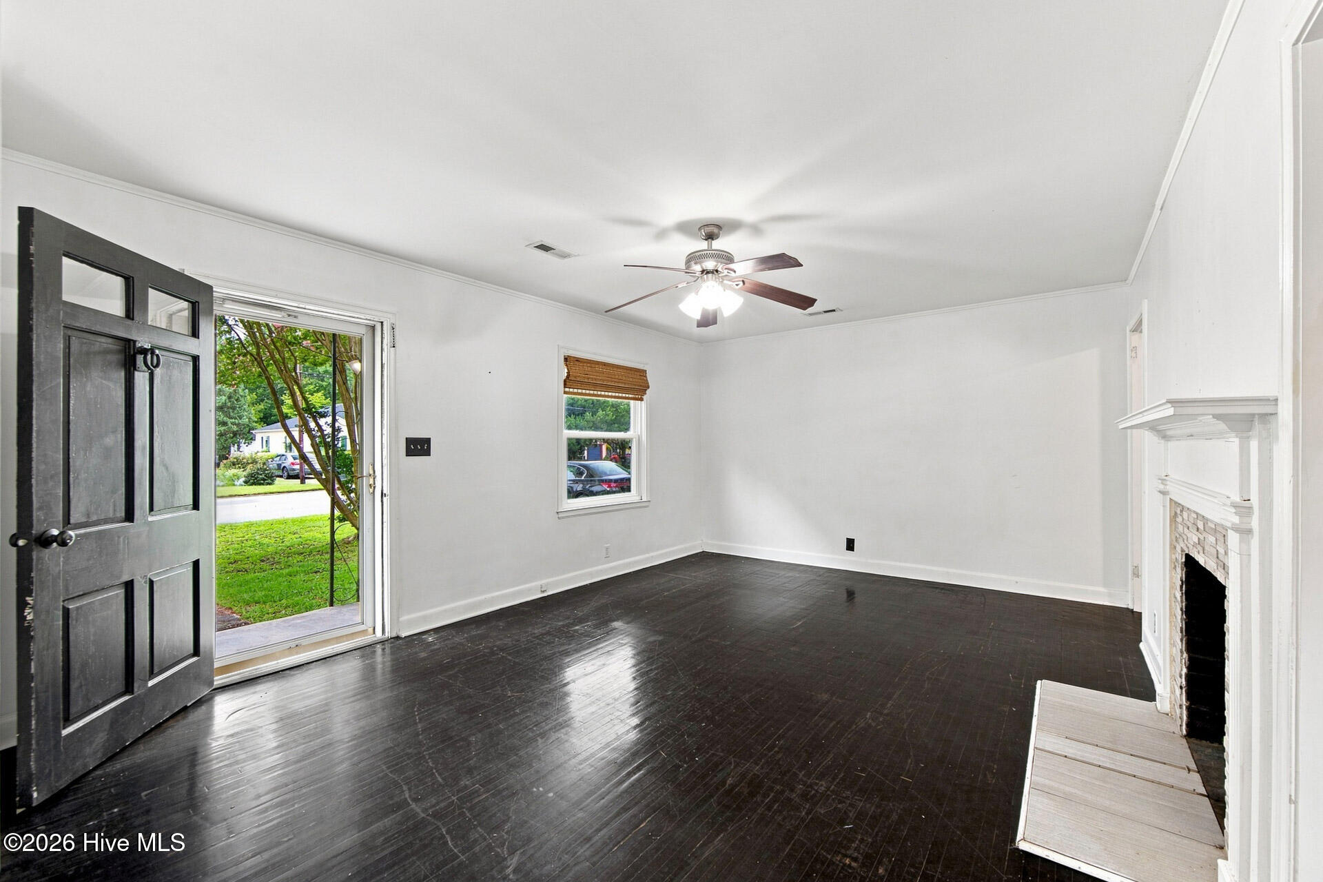 106 S Griffin Street Property Photo 5