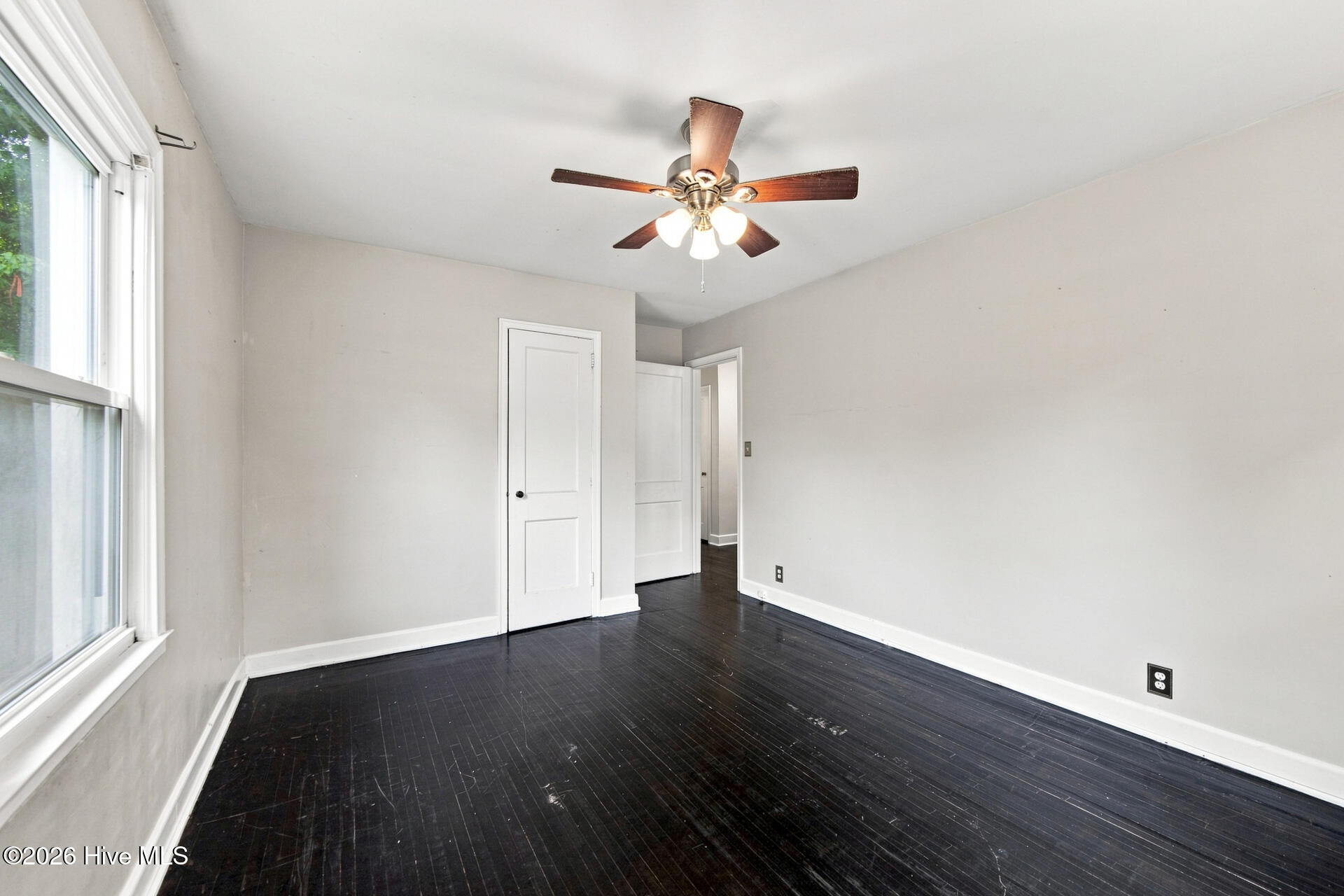 106 S Griffin Street Property Photo 13