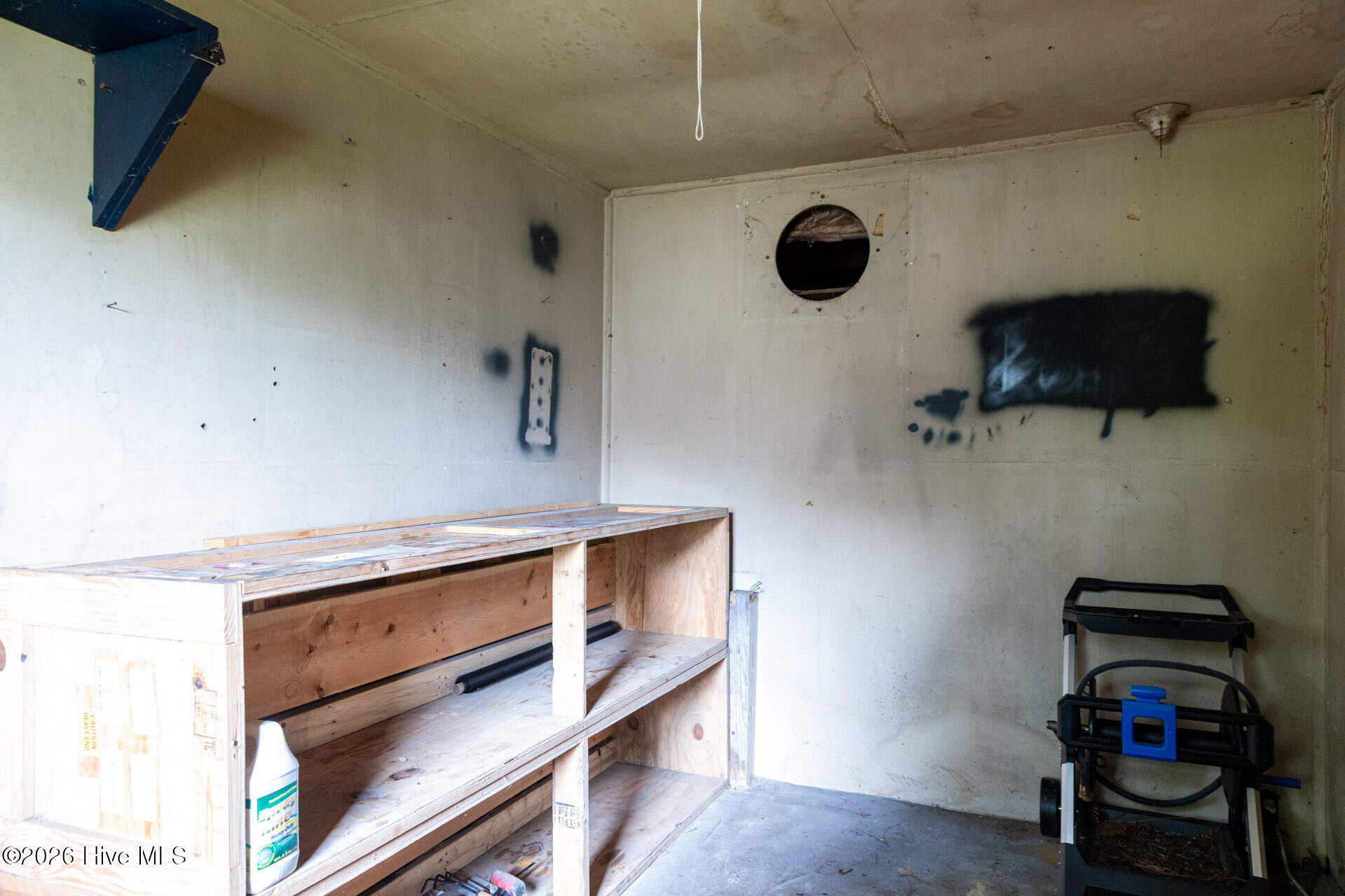 106 S Griffin Street Property Photo 18