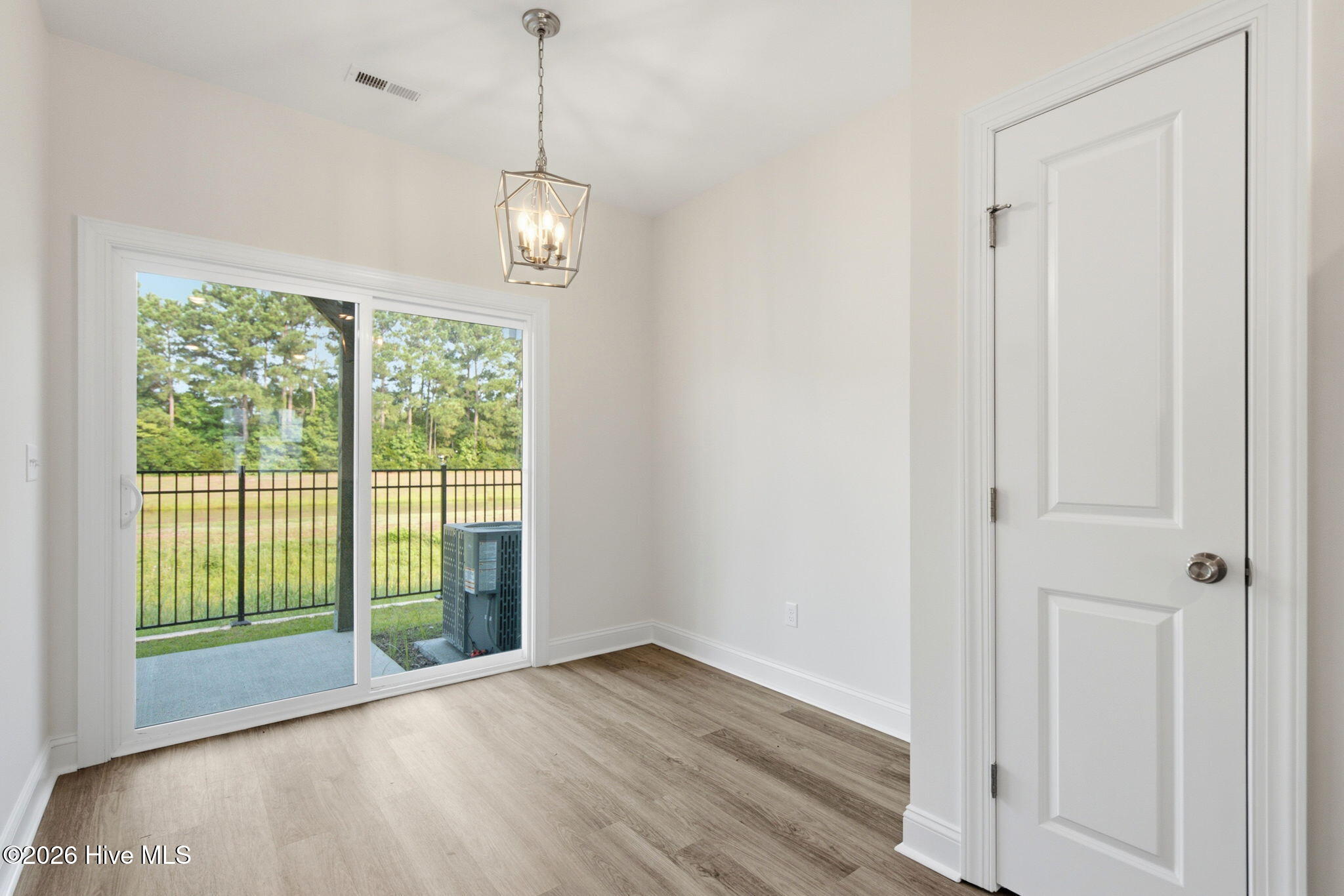 219 Sandy Cove Lane Property Photo 7