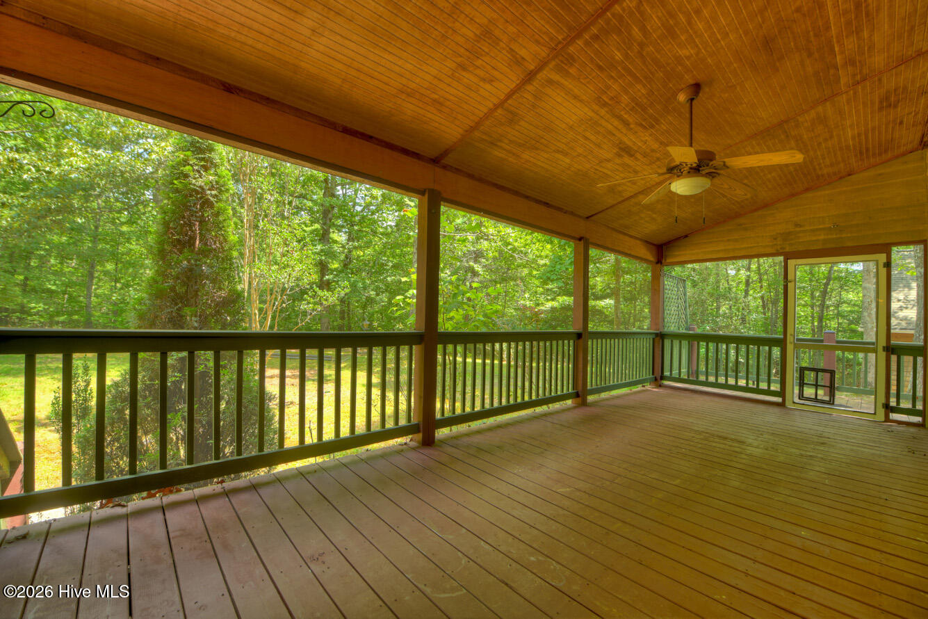 648 Posey Place Property Photo 32