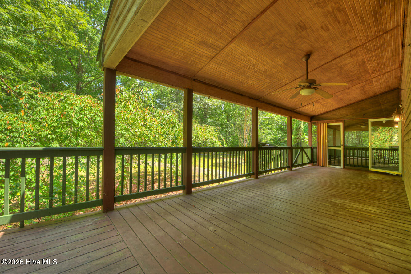 648 Posey Place Property Photo 35