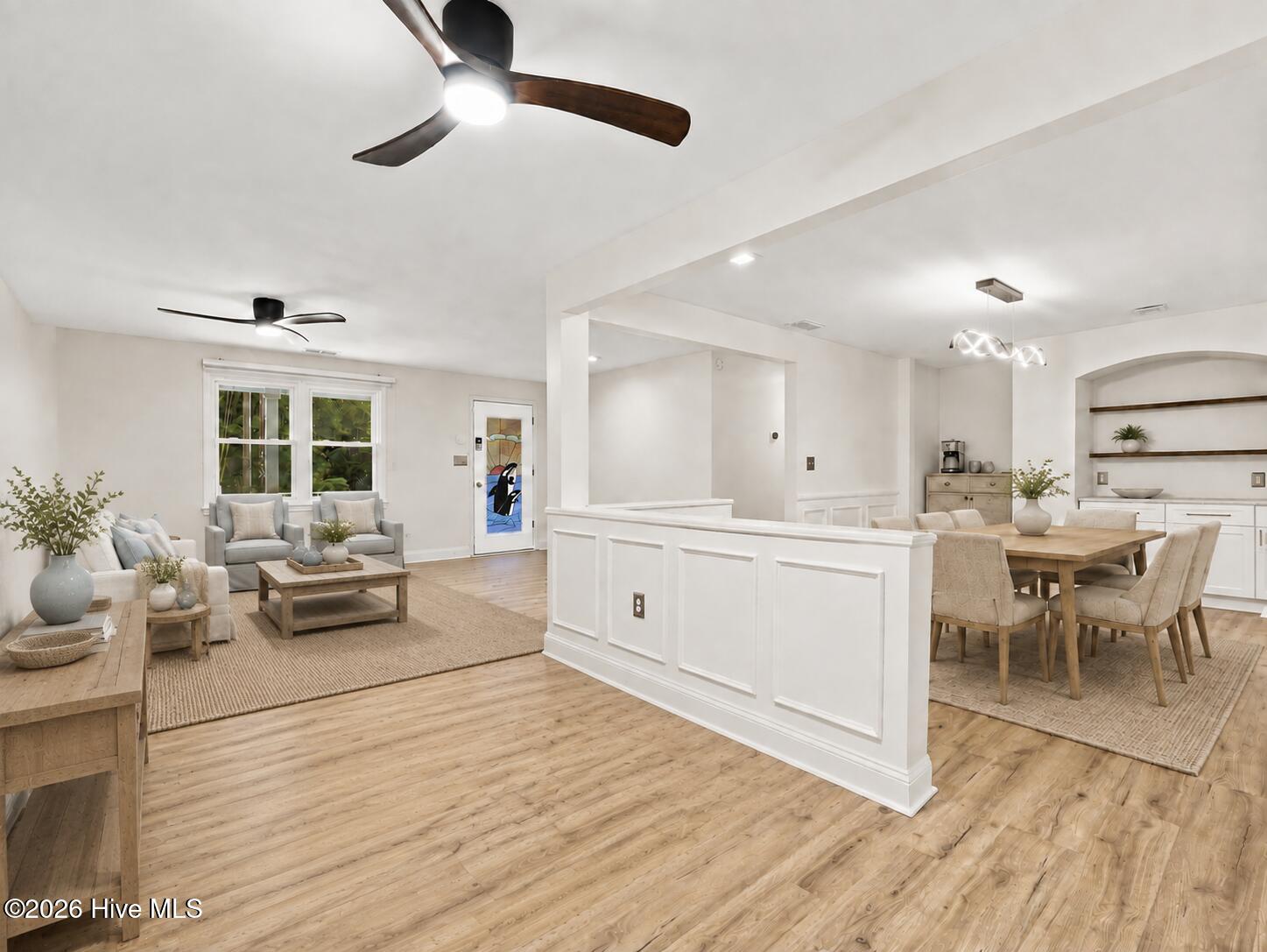 639 W Shore Drive Property Photo 7