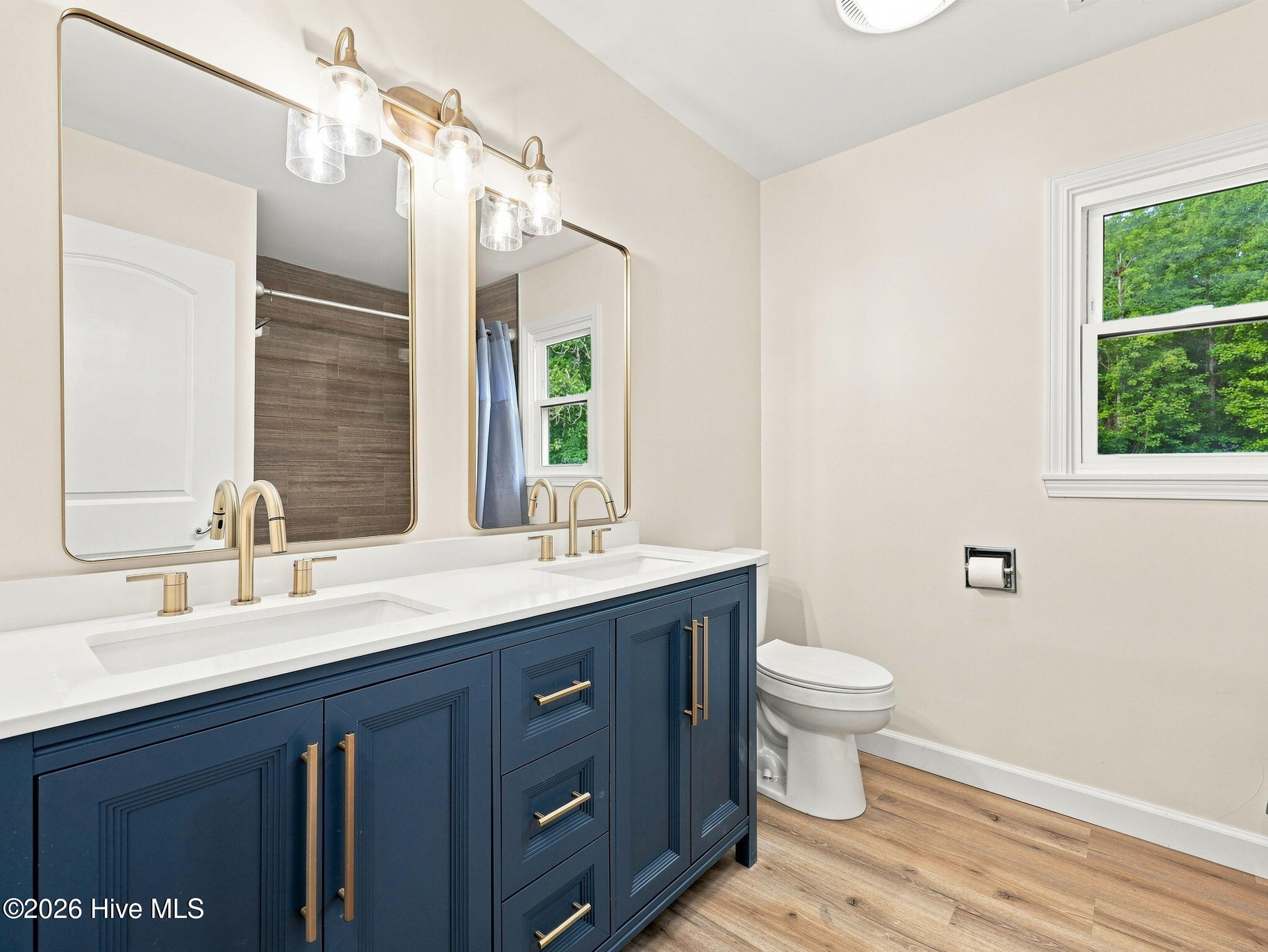 639 W Shore Drive Property Photo 46