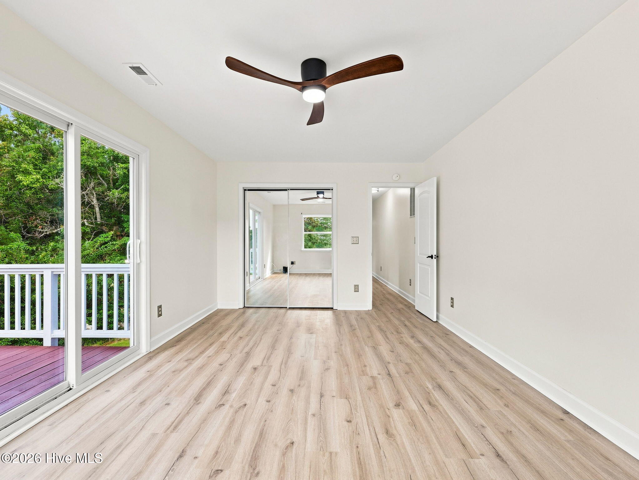 639 W Shore Drive Property Photo 50