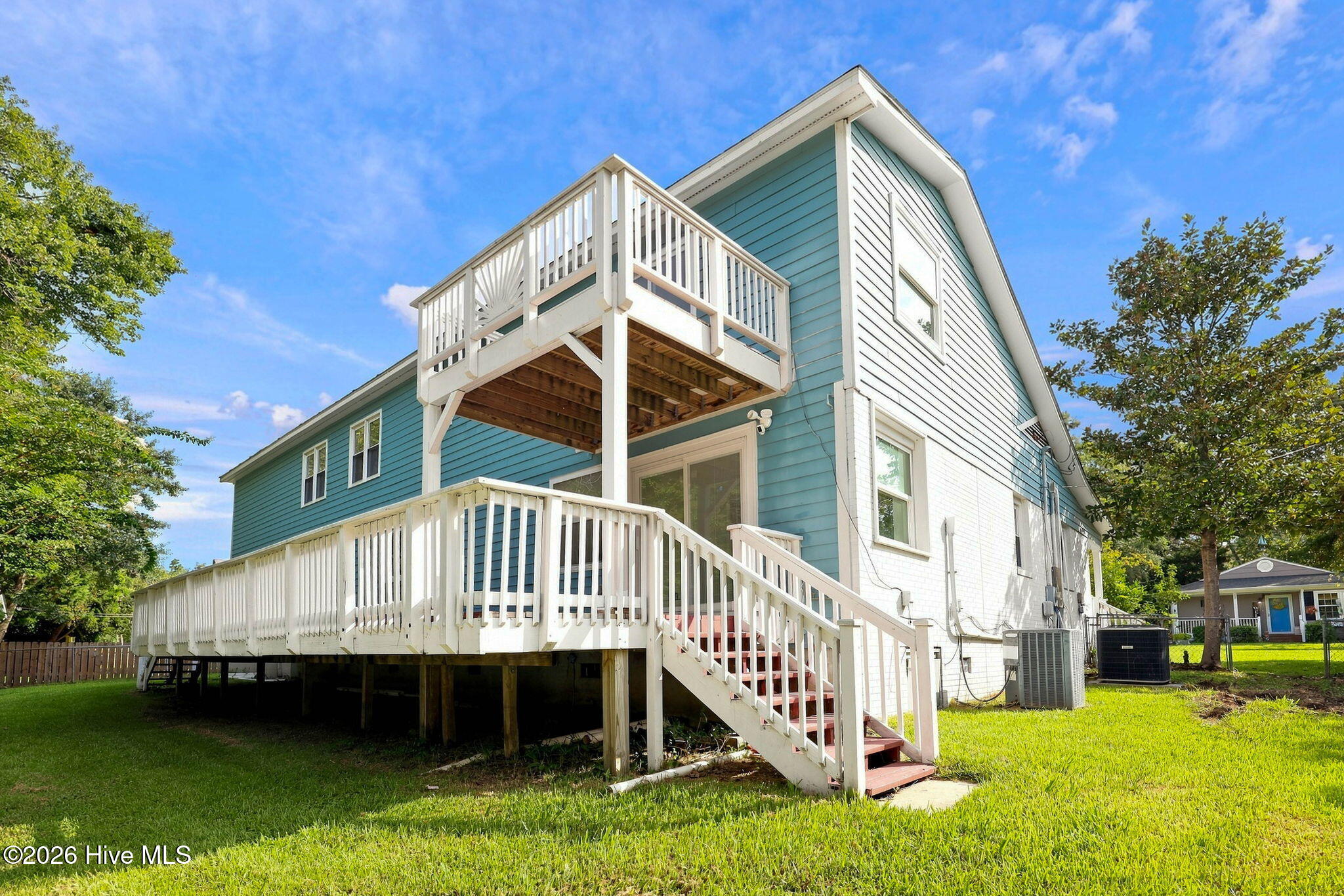 639 W Shore Drive Property Photo 54