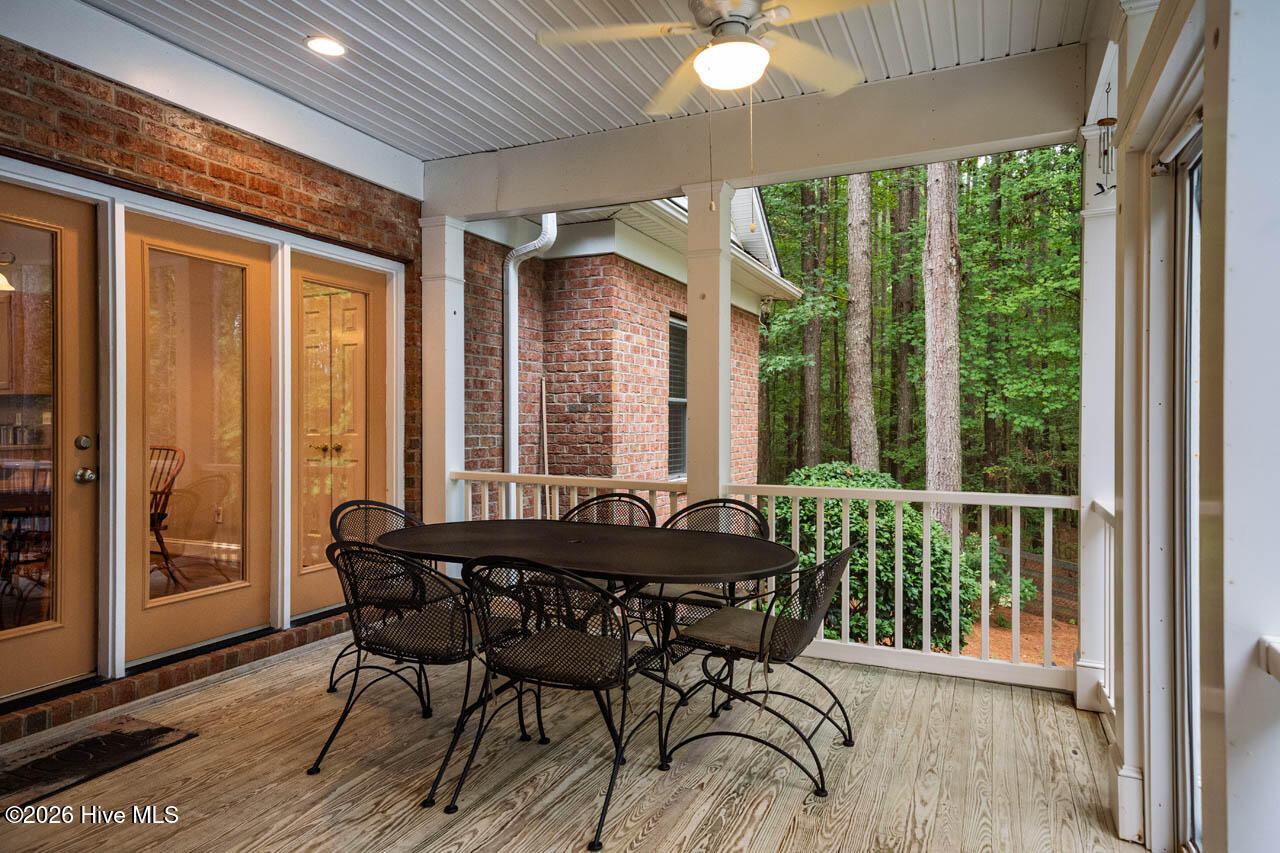 1624 Rosebriar Place Property Photo 45