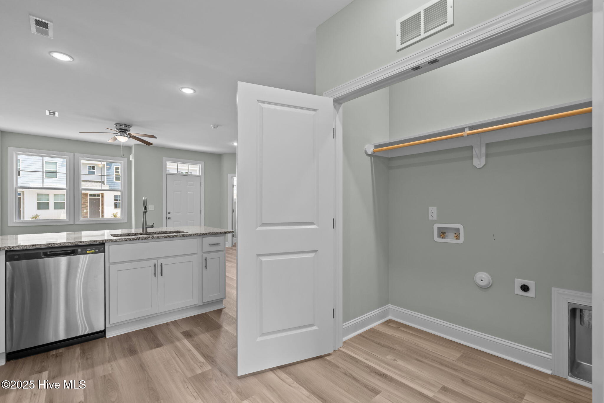 229 Sandy Cove Lane Property Photo 16