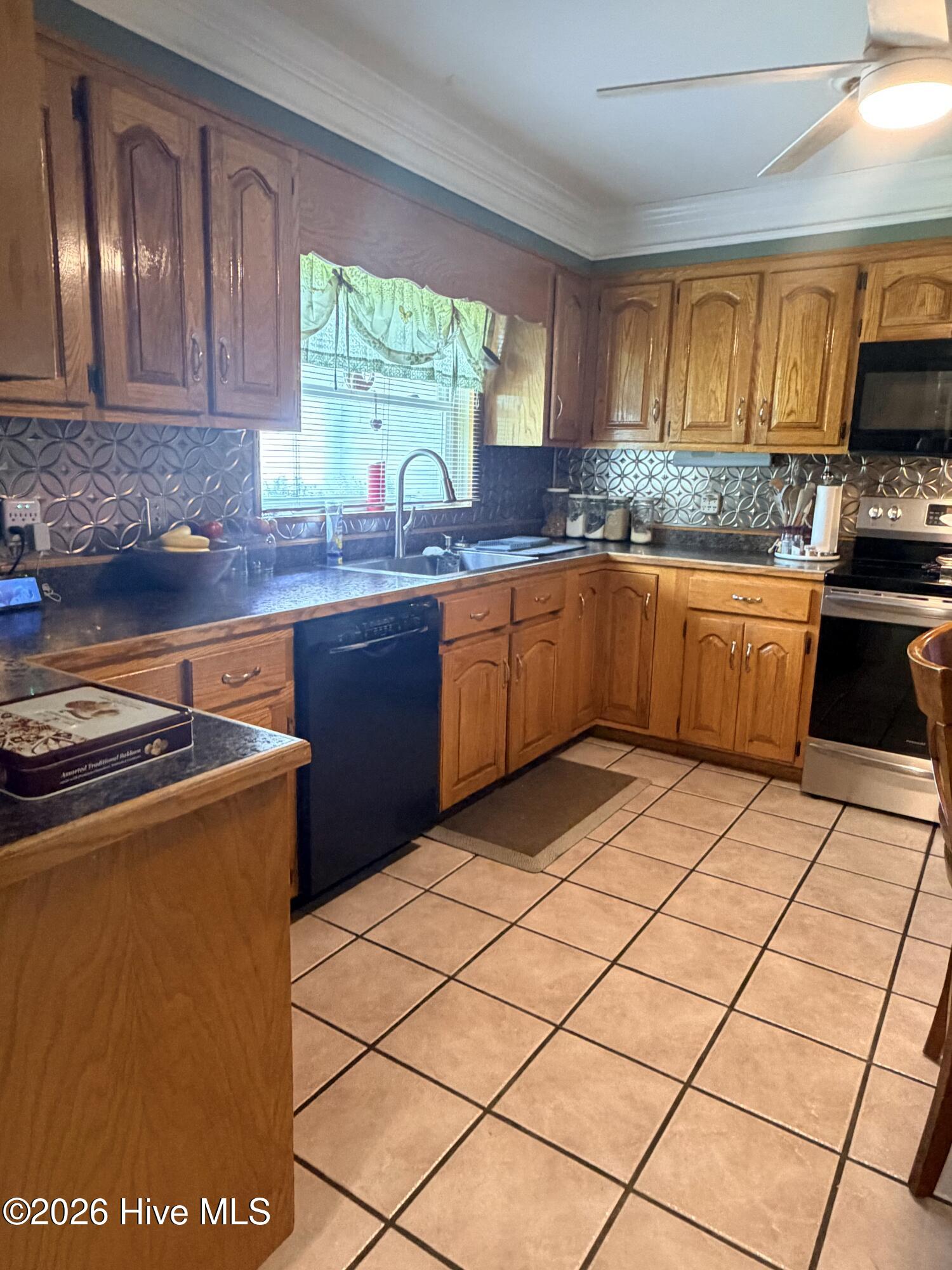 1589 Carl Stephens Road Property Photo 22