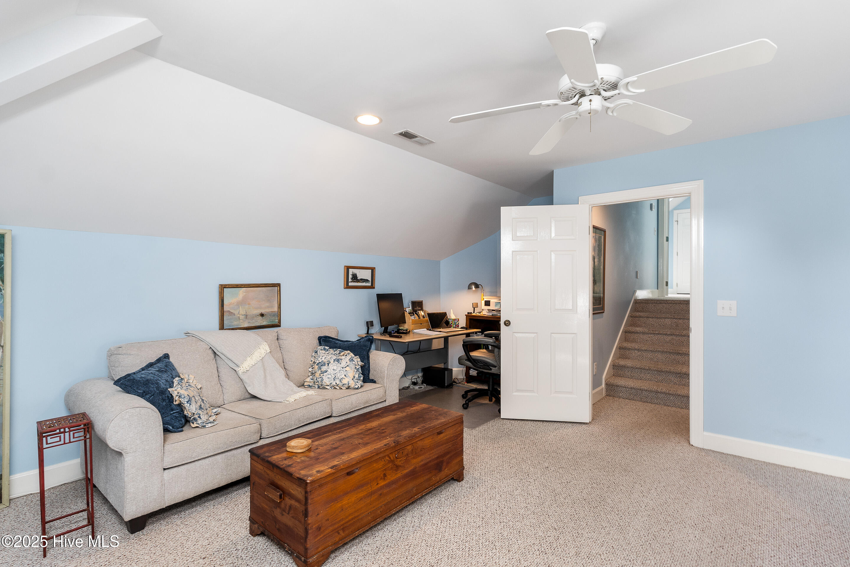 8819 Sawmill Creek Lane Property Photo 26