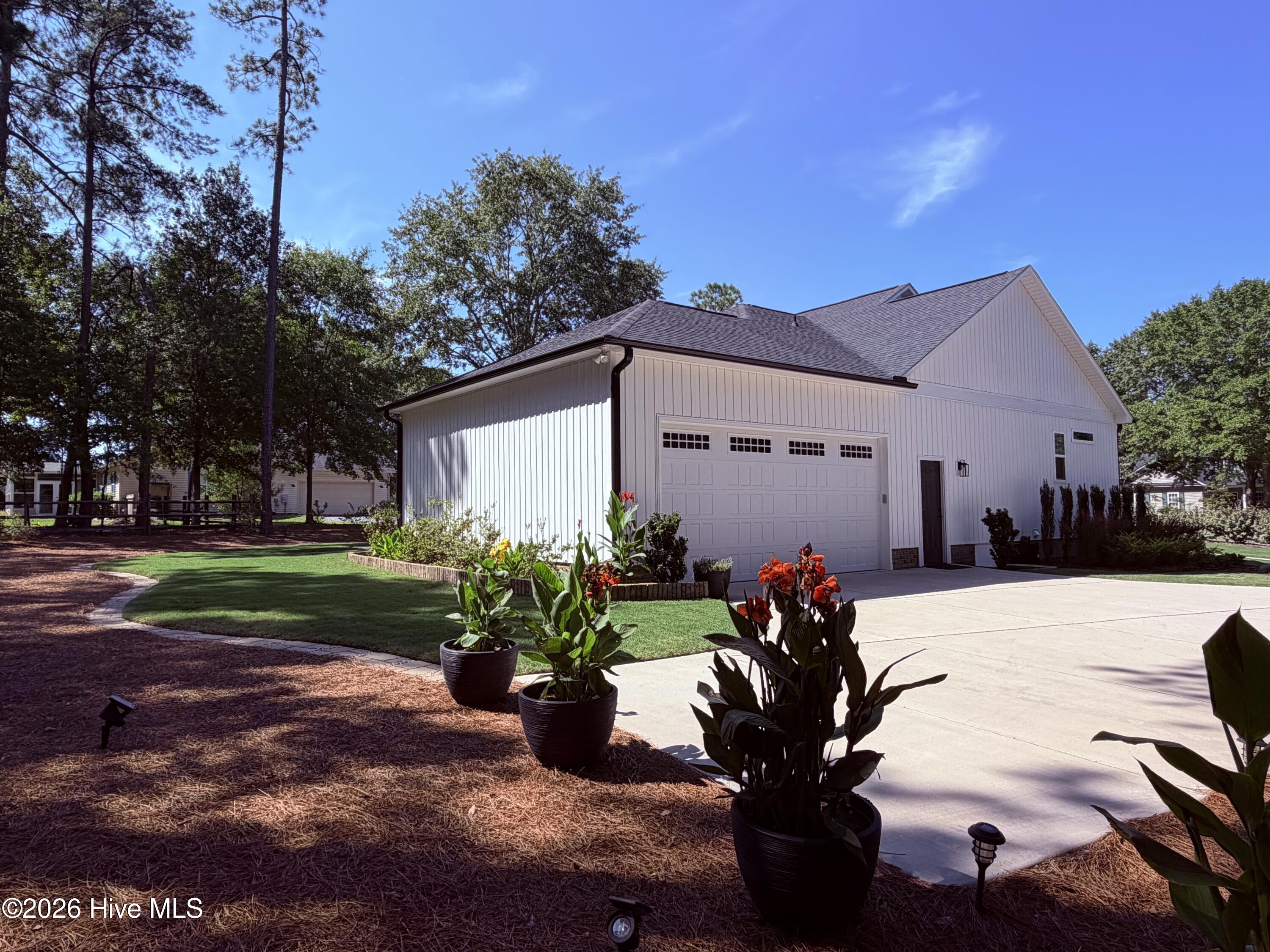 105 Stallion Drive Property Photo 34