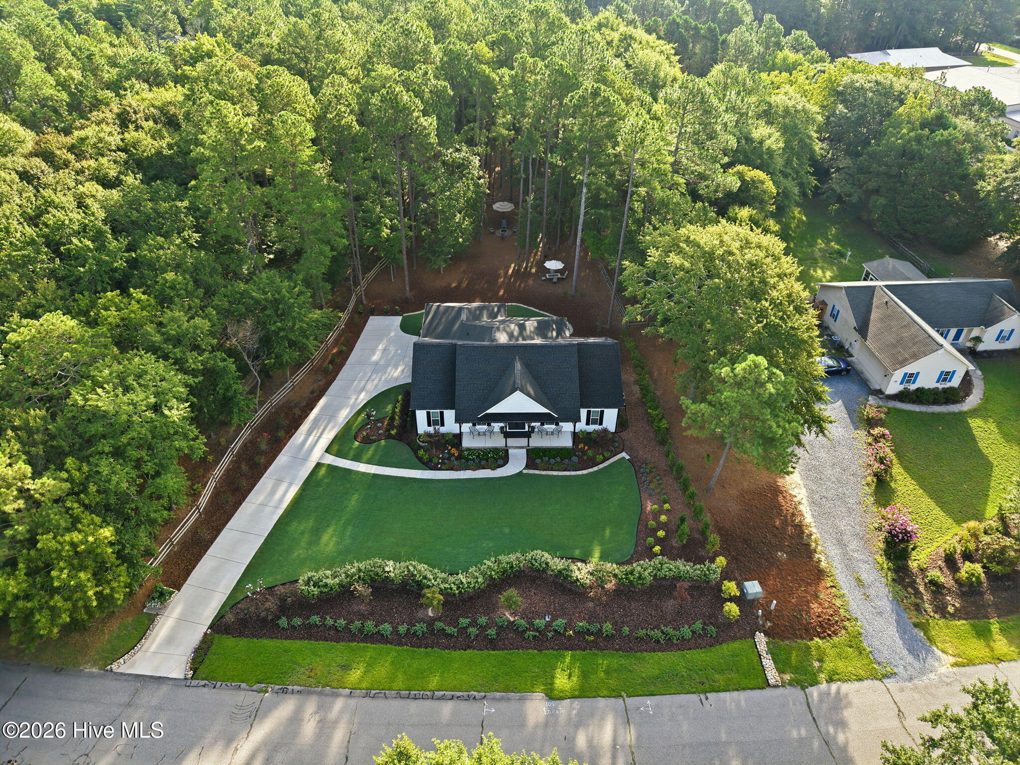 105 Stallion Drive Property Photo 37