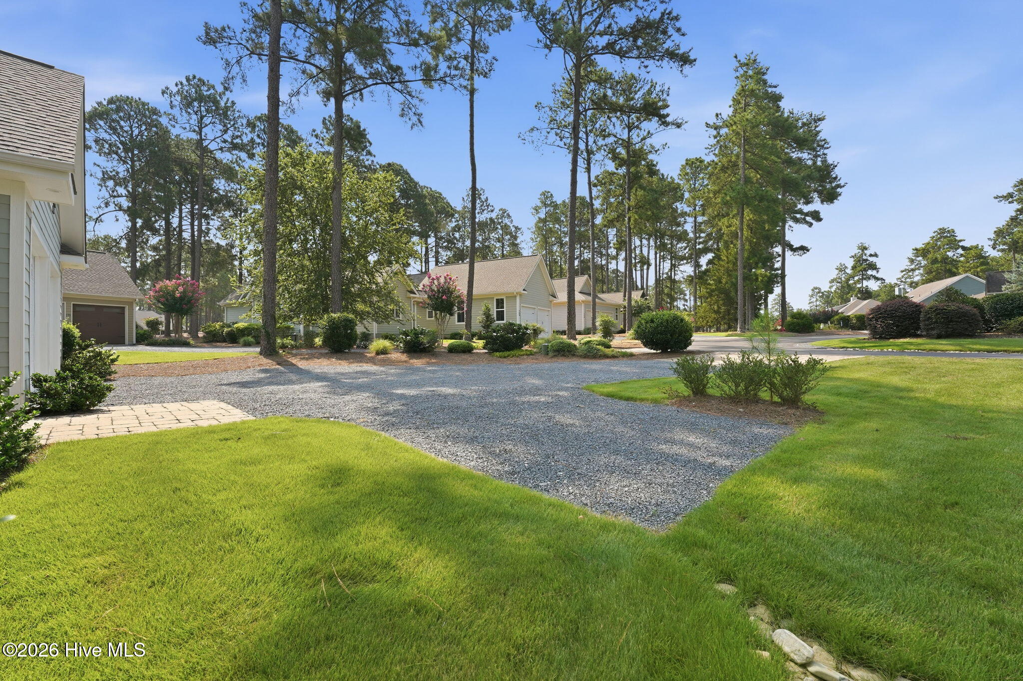 172 Champions Ridge Drive Property Photo 7