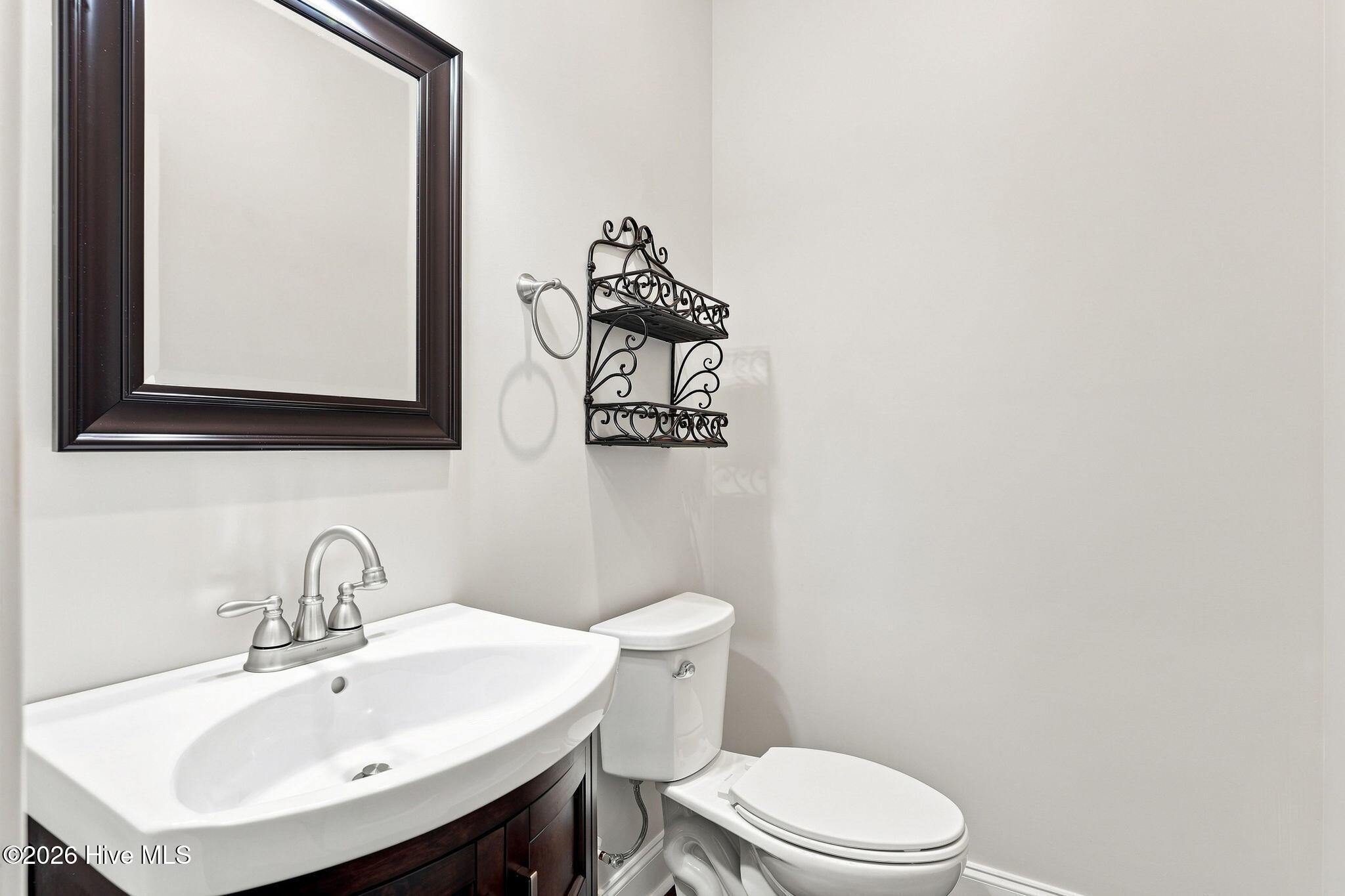 172 Champions Ridge Drive Property Photo 17