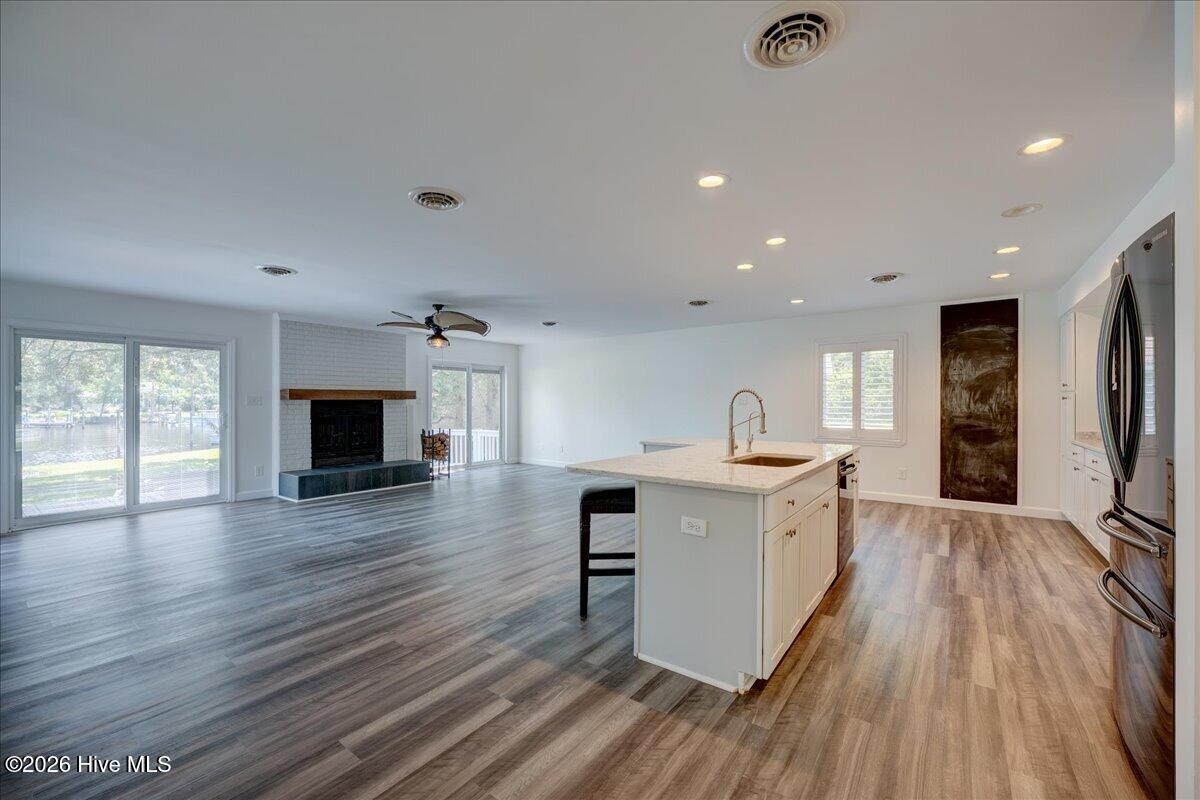5724 Gondolier Drive Property Photo 15