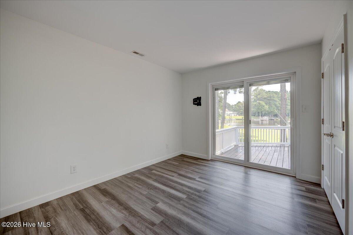 5724 Gondolier Drive Property Photo 39