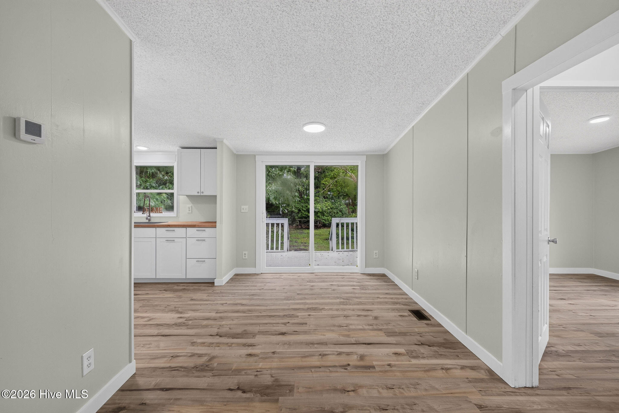 145 Bellhammon Forest Drive Property Photo 8
