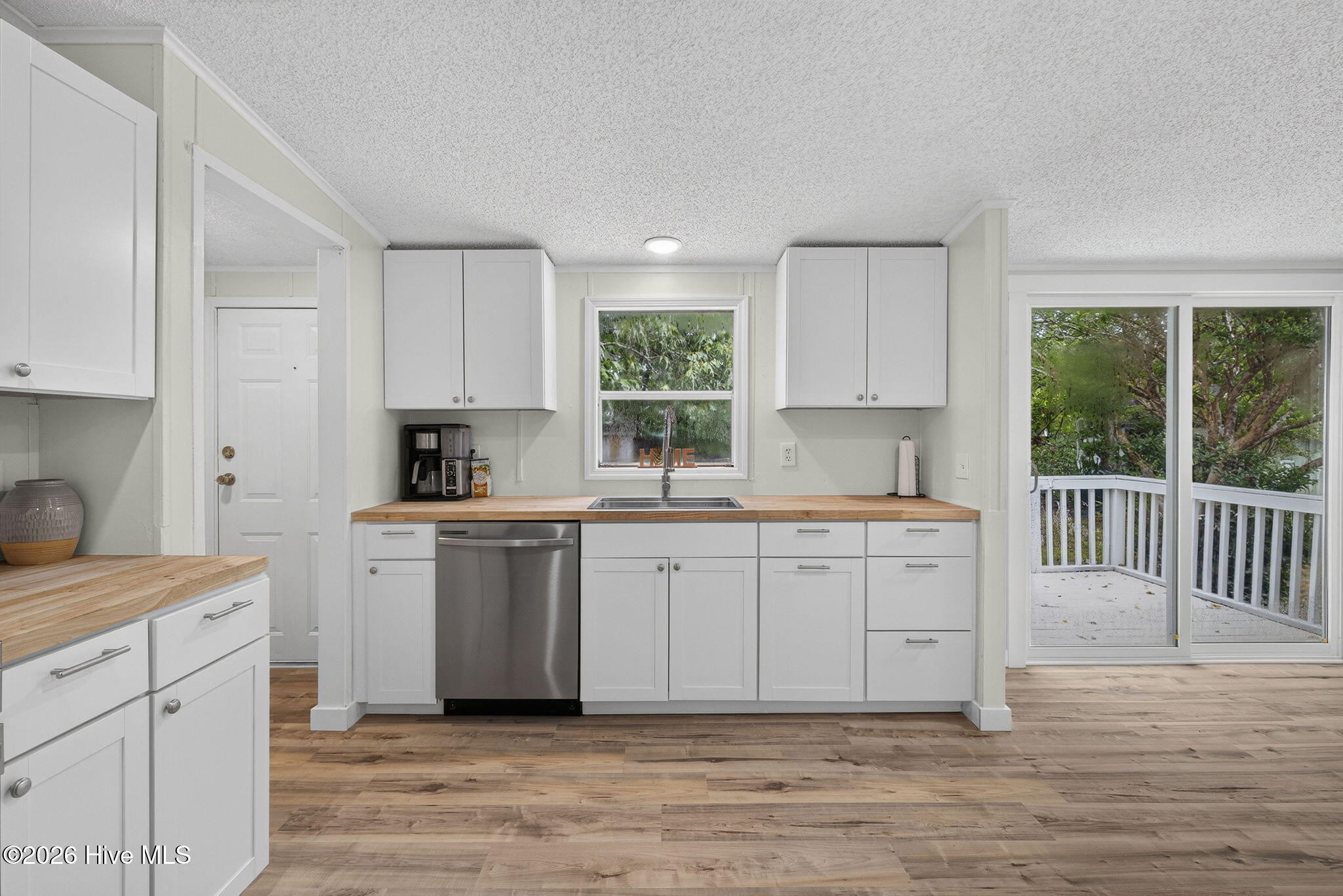 145 Bellhammon Forest Drive Property Photo 12