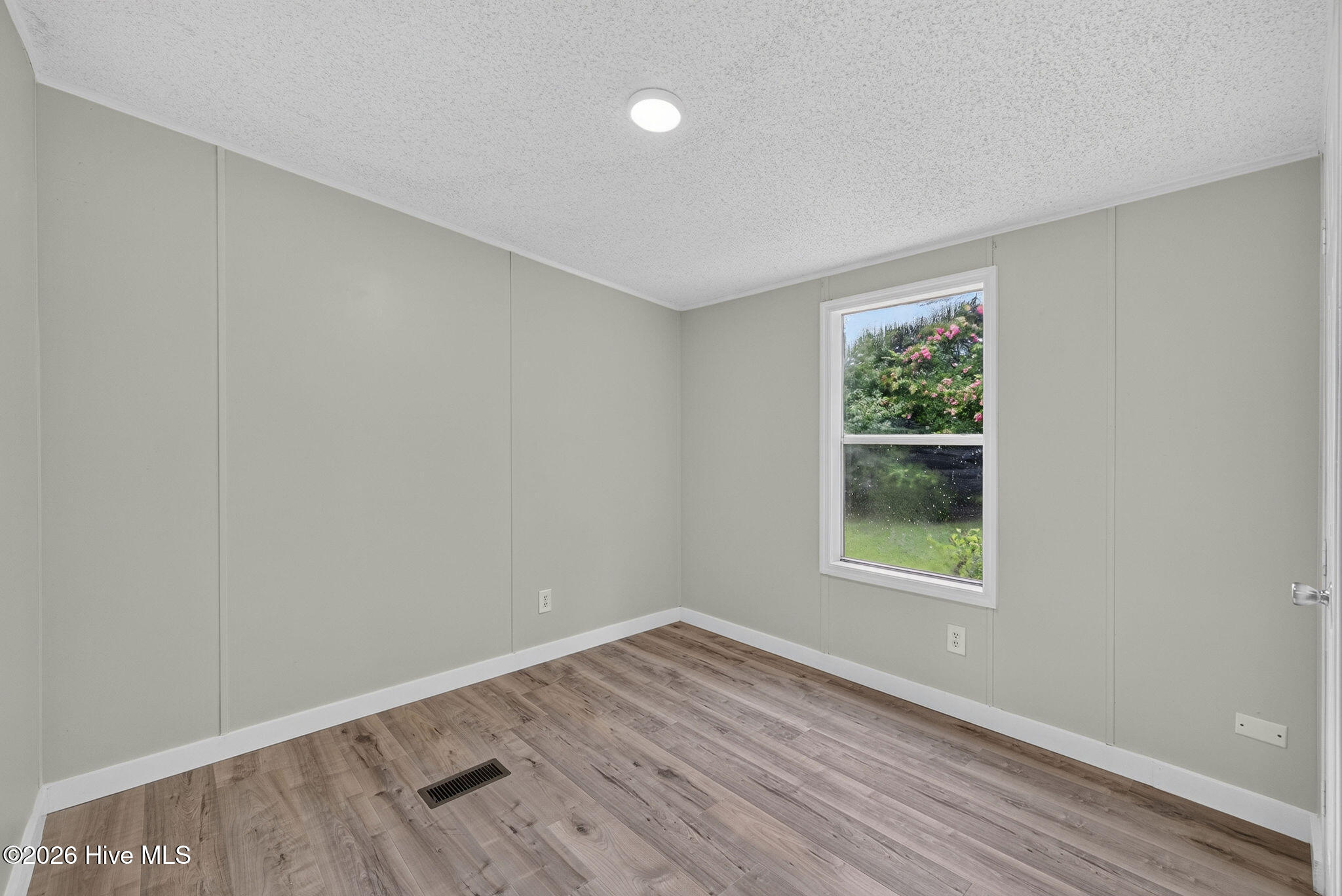 145 Bellhammon Forest Drive Property Photo 25