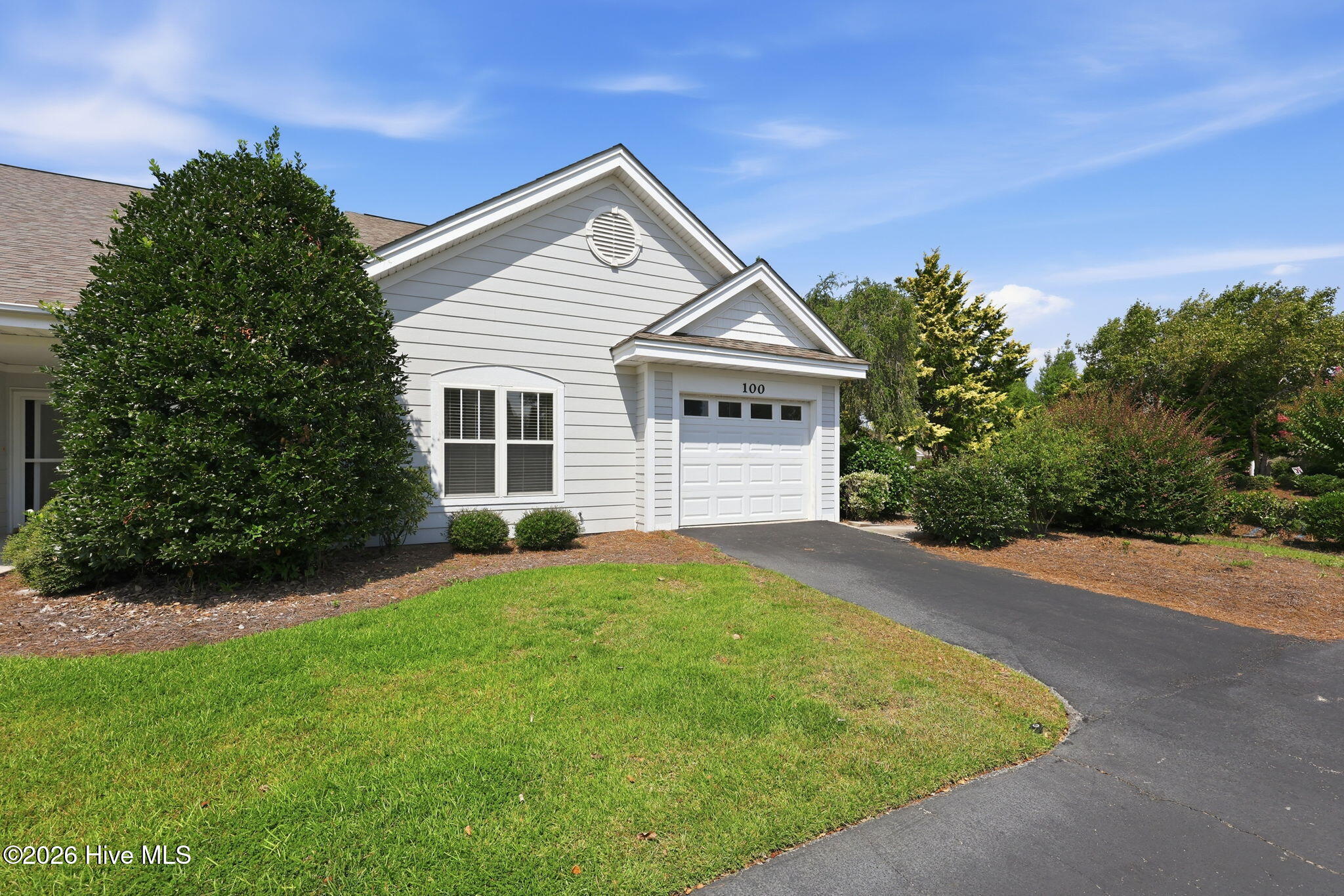 100 Jasmine Court Property Photo 3