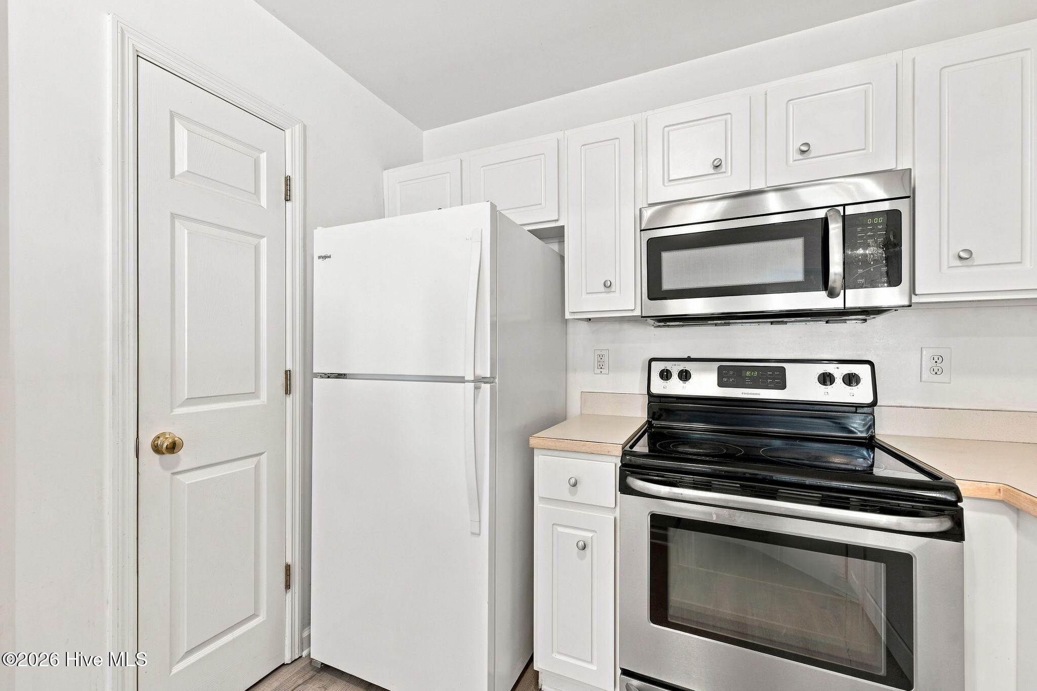100 Jasmine Court Property Photo 16