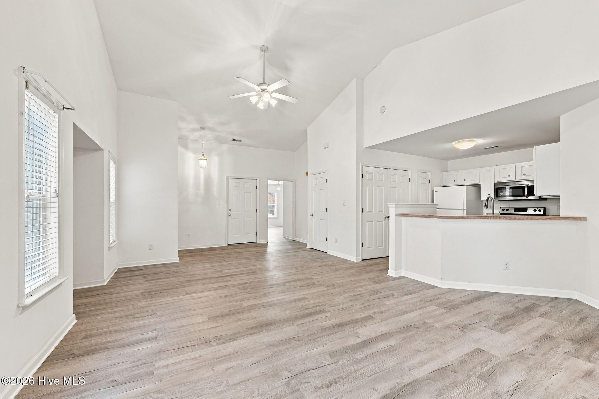 100 Jasmine Court Property Photo 21