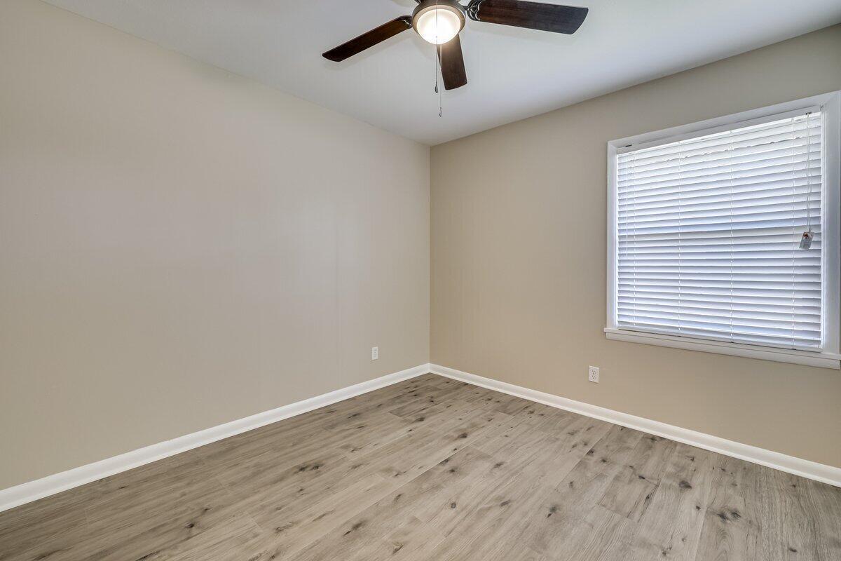 2085 Hillsinger Road Property Photo 29