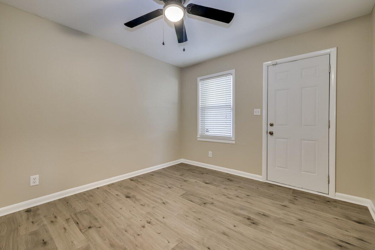 2085 Hillsinger Road Property Photo 32