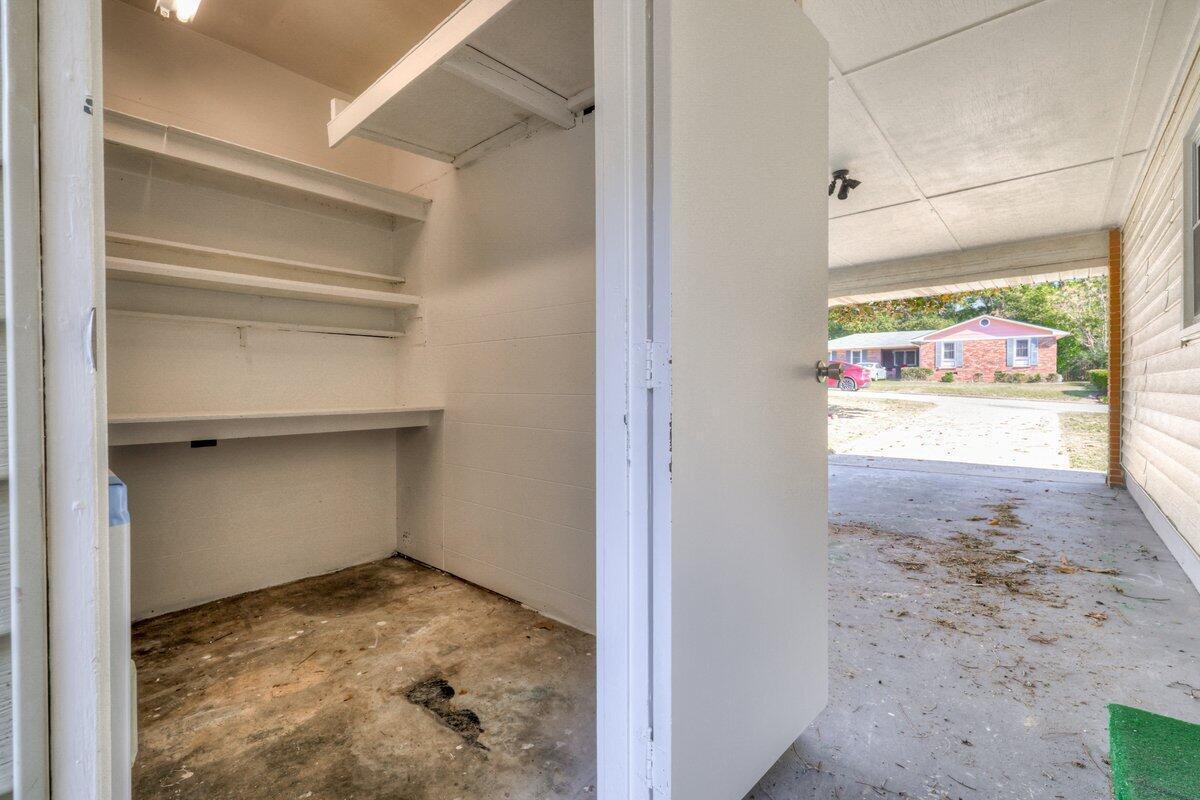 2085 Hillsinger Road Property Photo 36