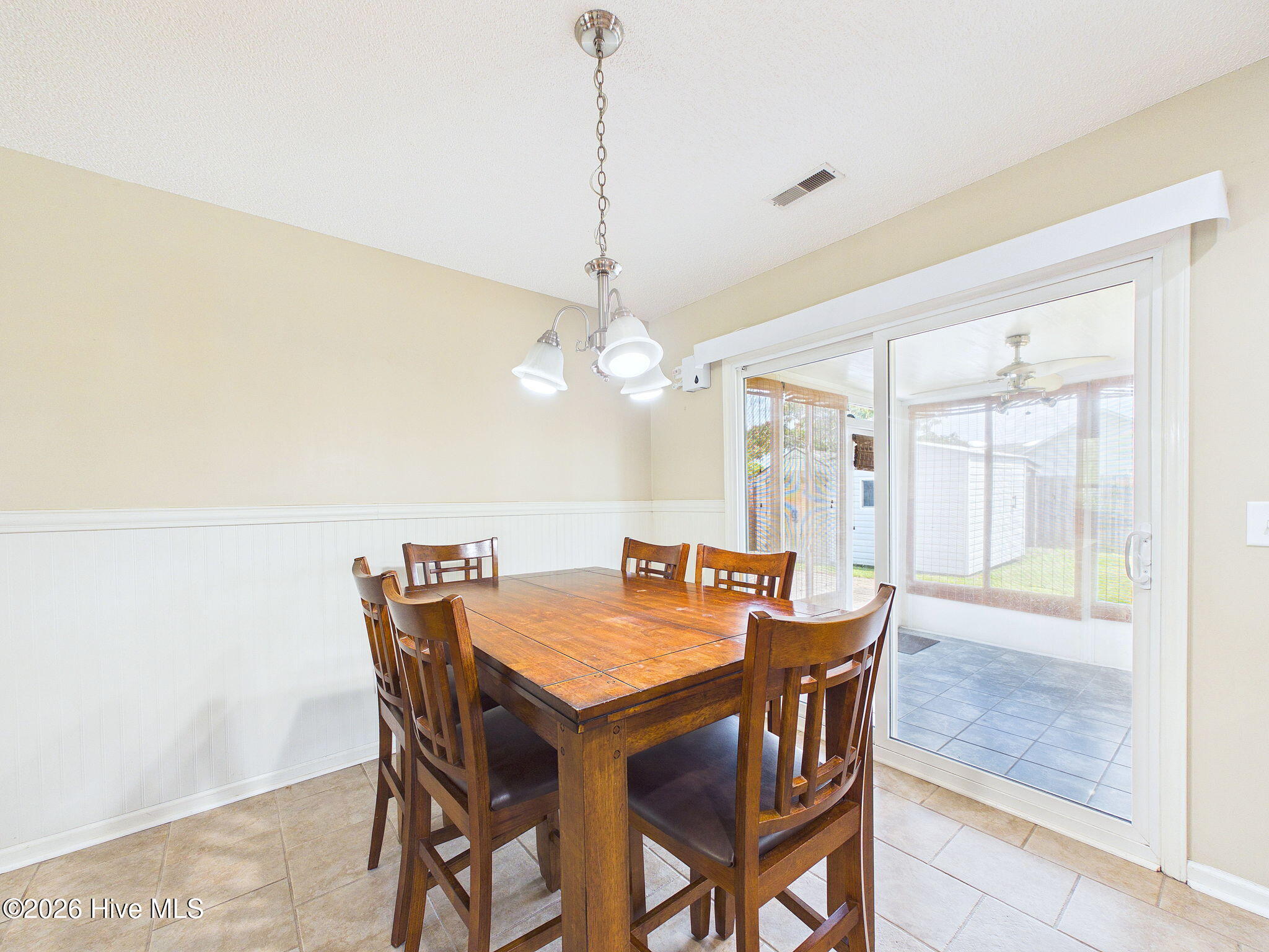 2800 Valor Drive Property Photo 10