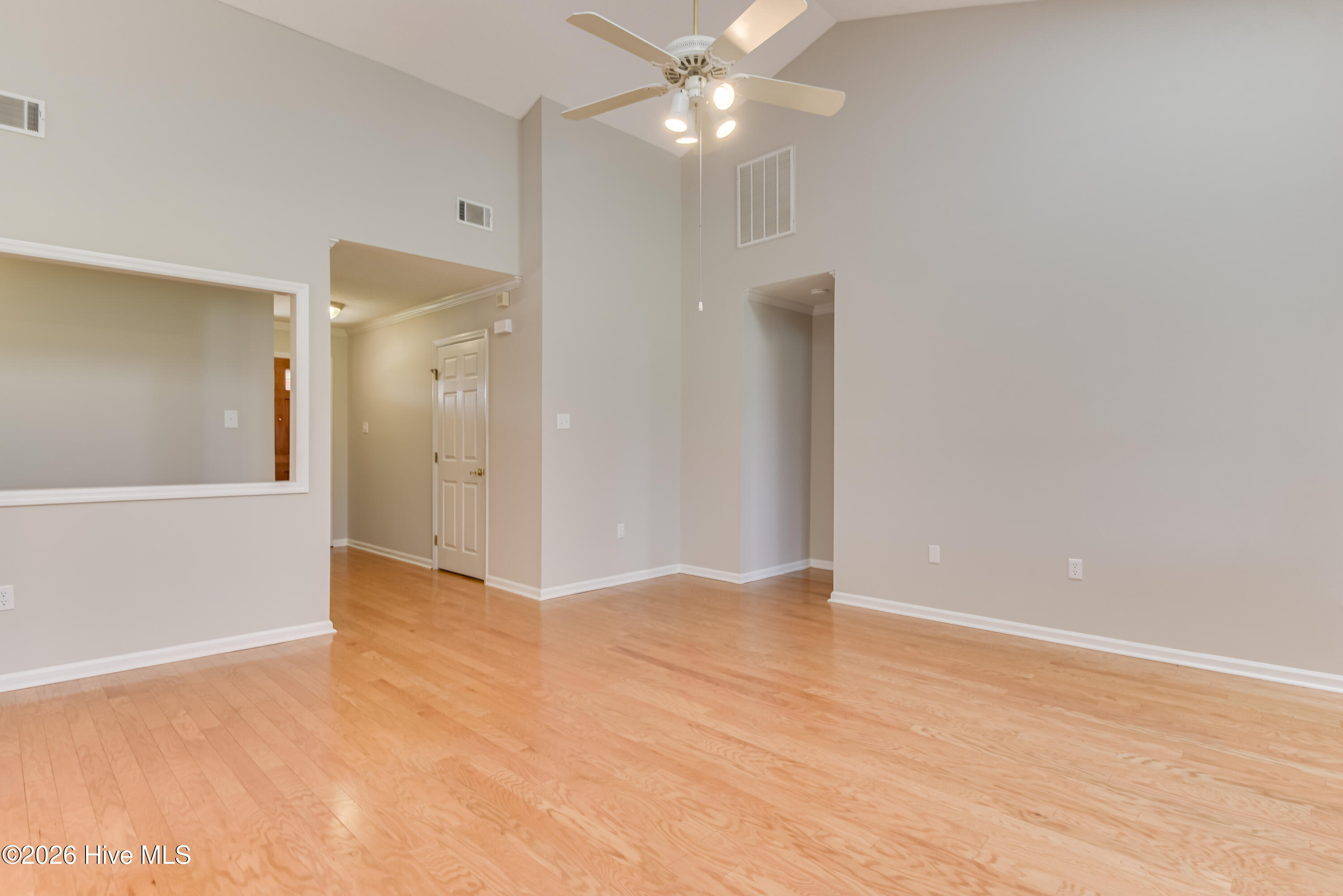 2949 Hillcreek Drive Property Photo 8
