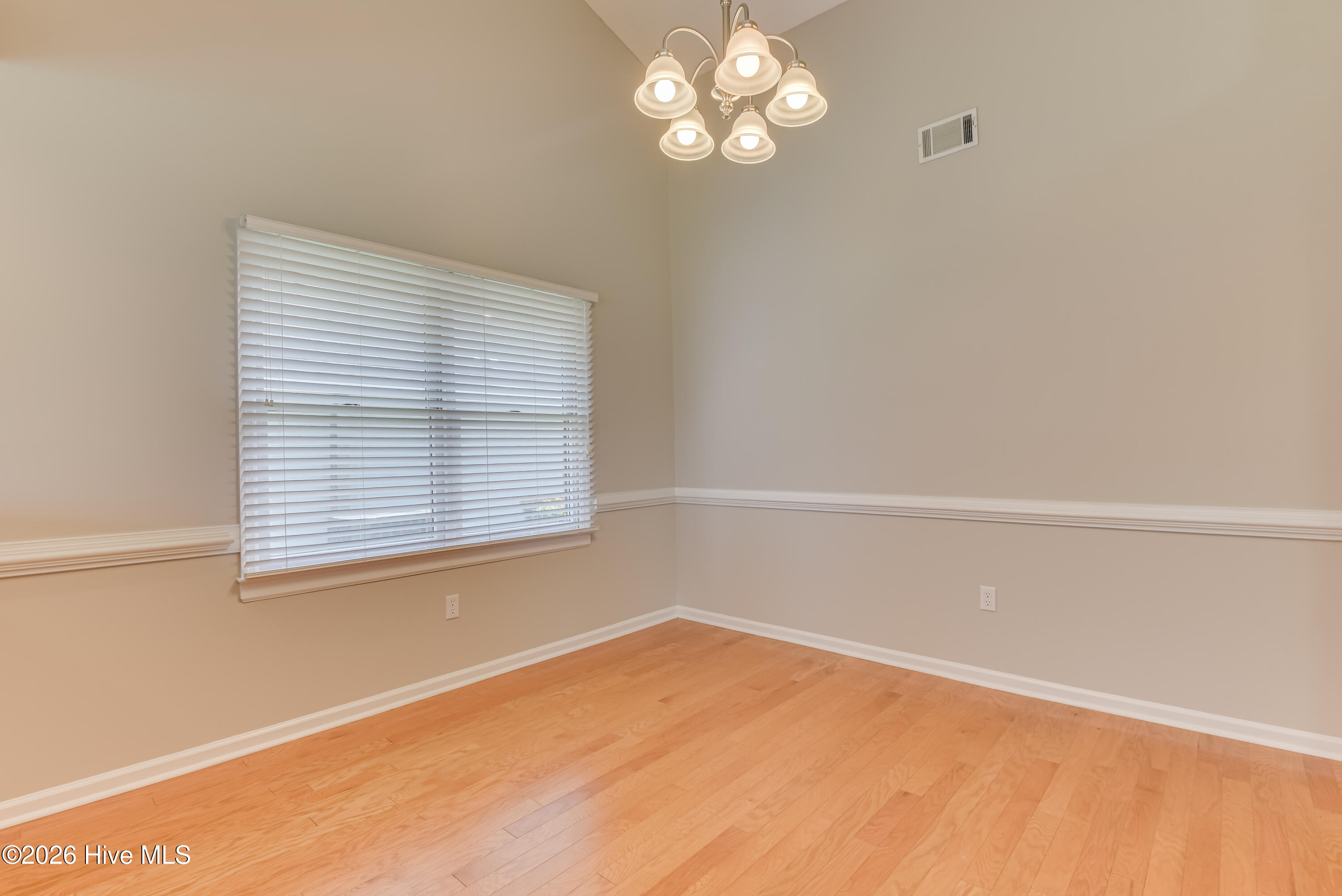 2949 Hillcreek Drive Property Photo 10